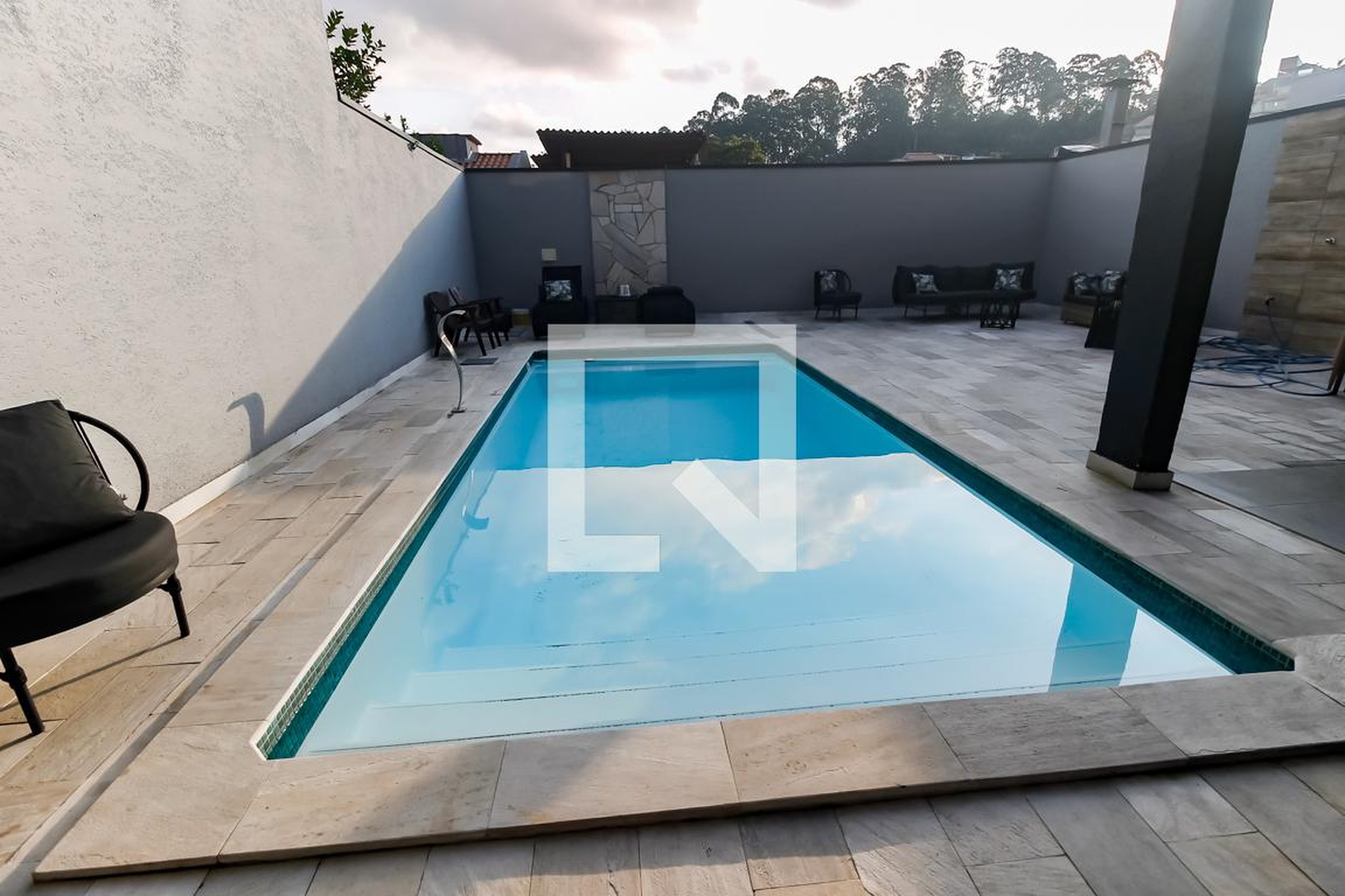 Piscina - Associacao dos Moradores do Loteamento Morada dos Passaros