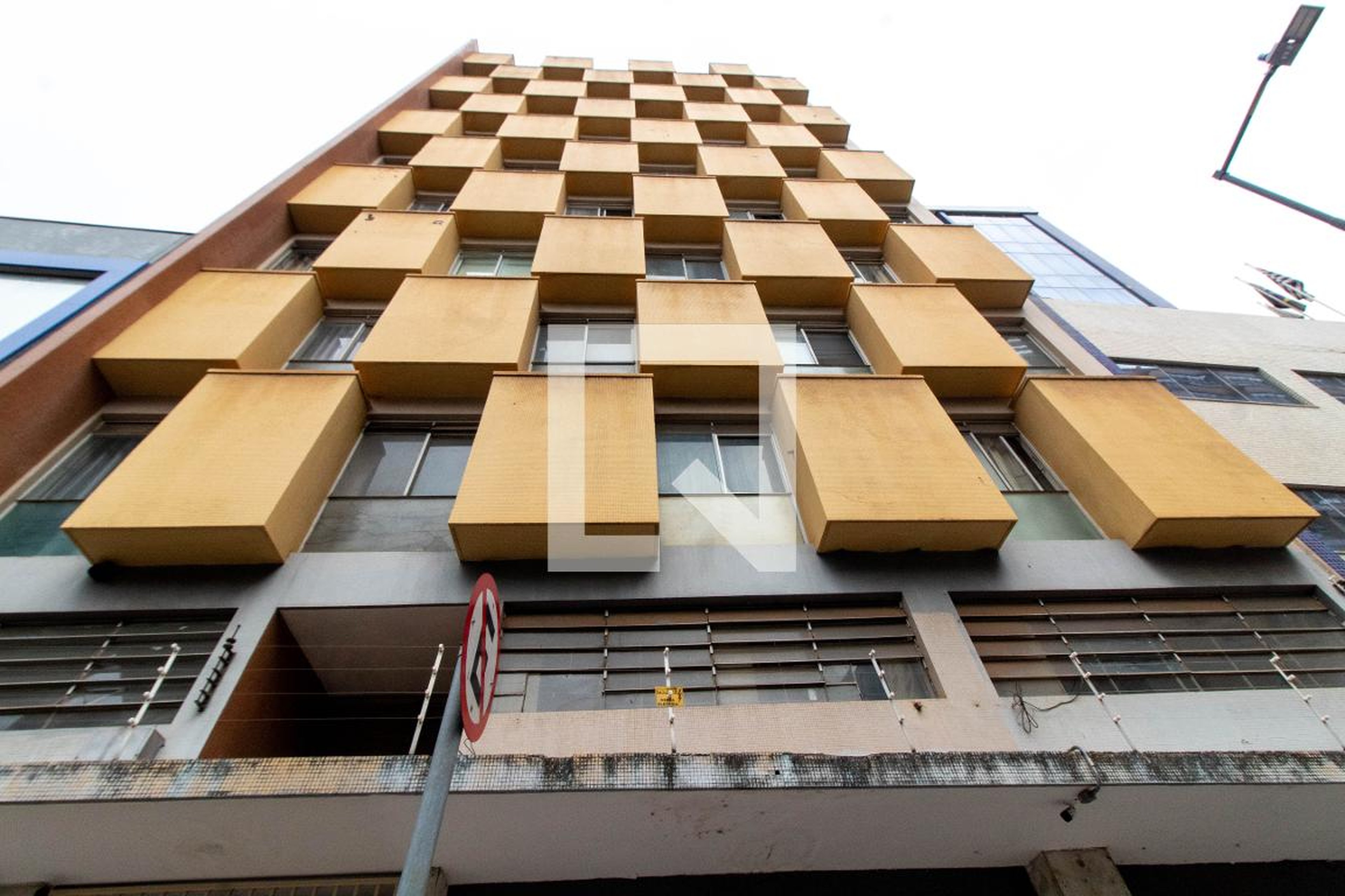 Fachada Condomínio em Avenida Francisco Glicério, N. 529