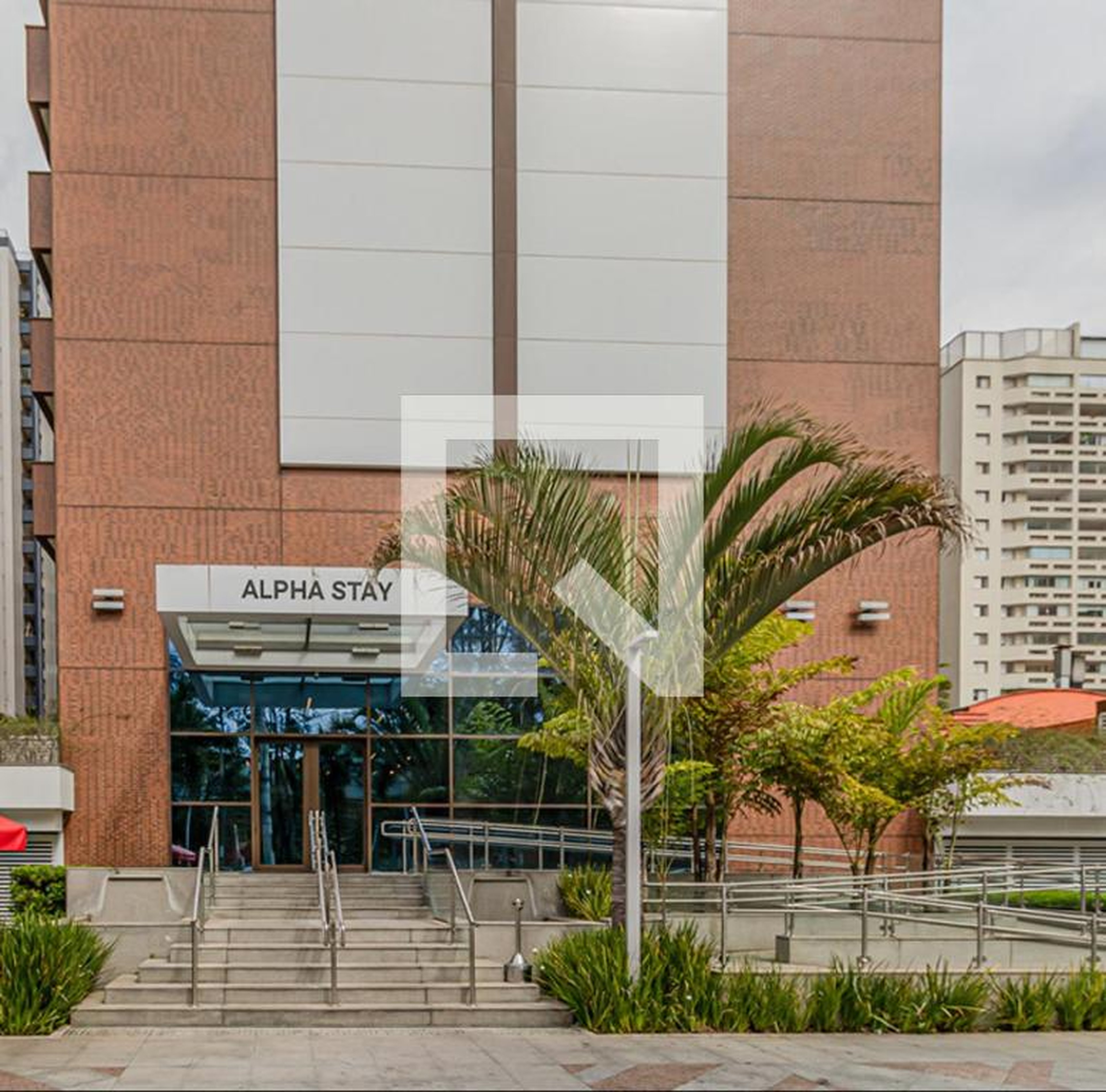 Fachada Condomínio Alpha Stay