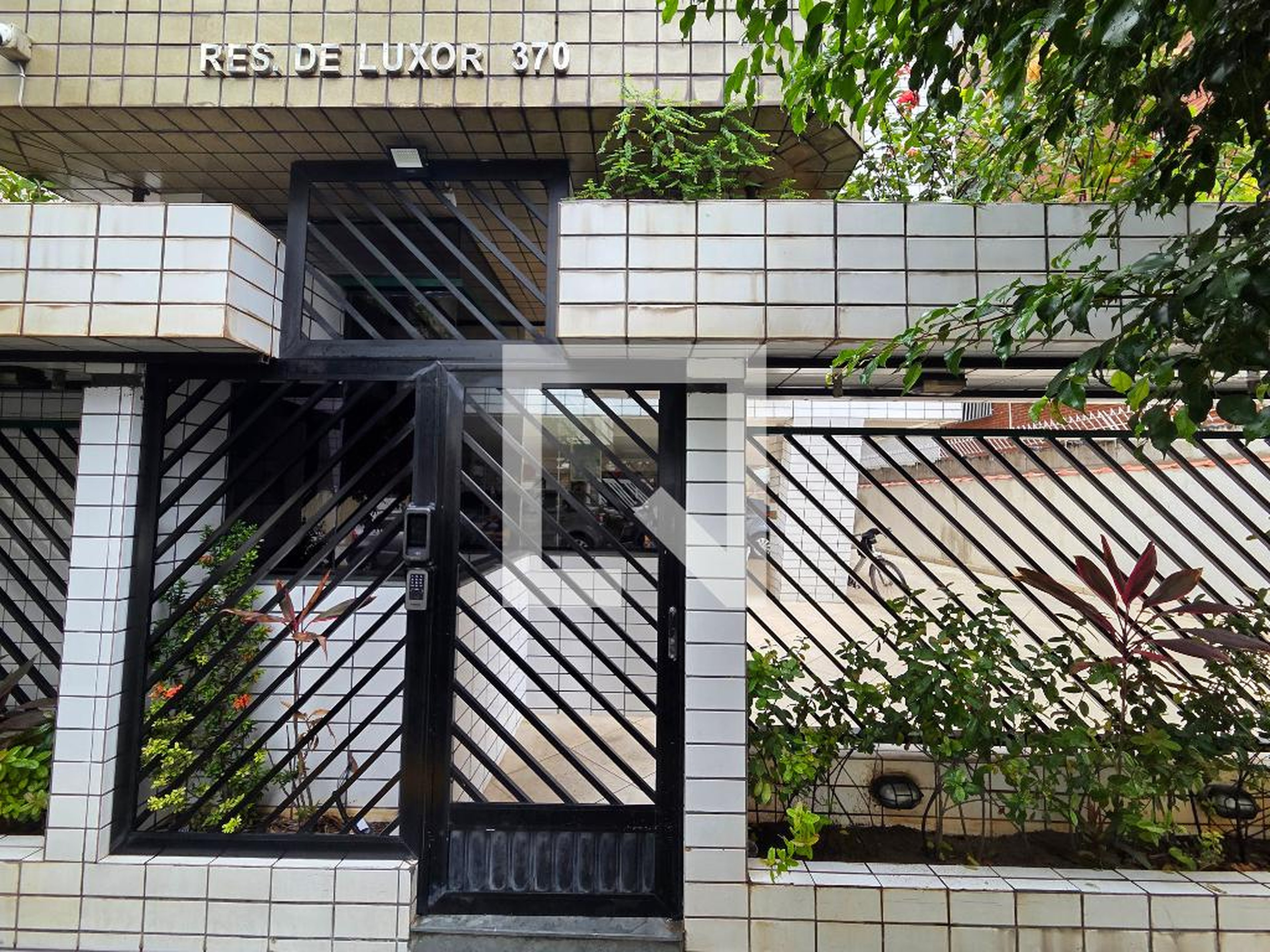 Fachada Condomínio De Luxor