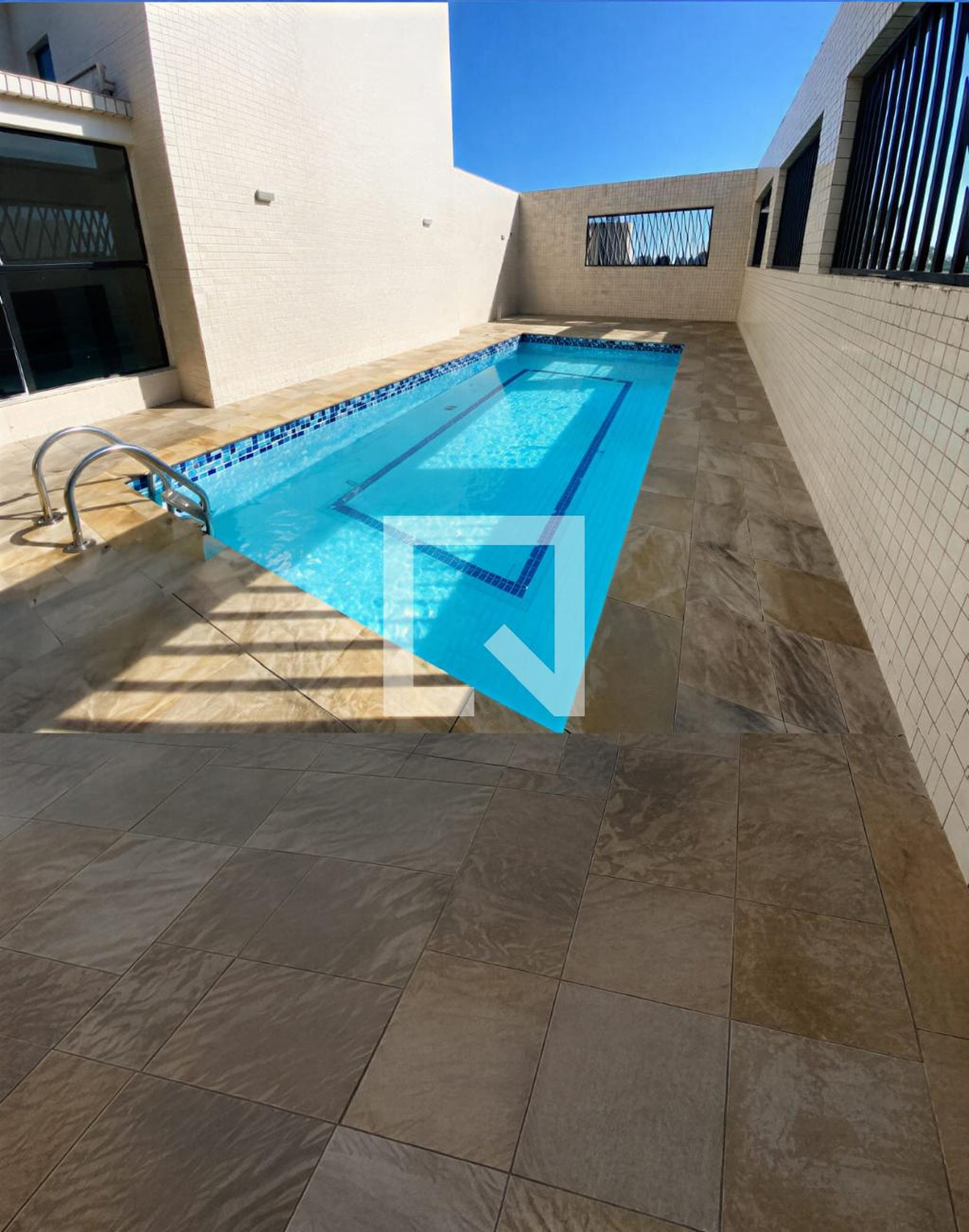 Piscina - Versalles