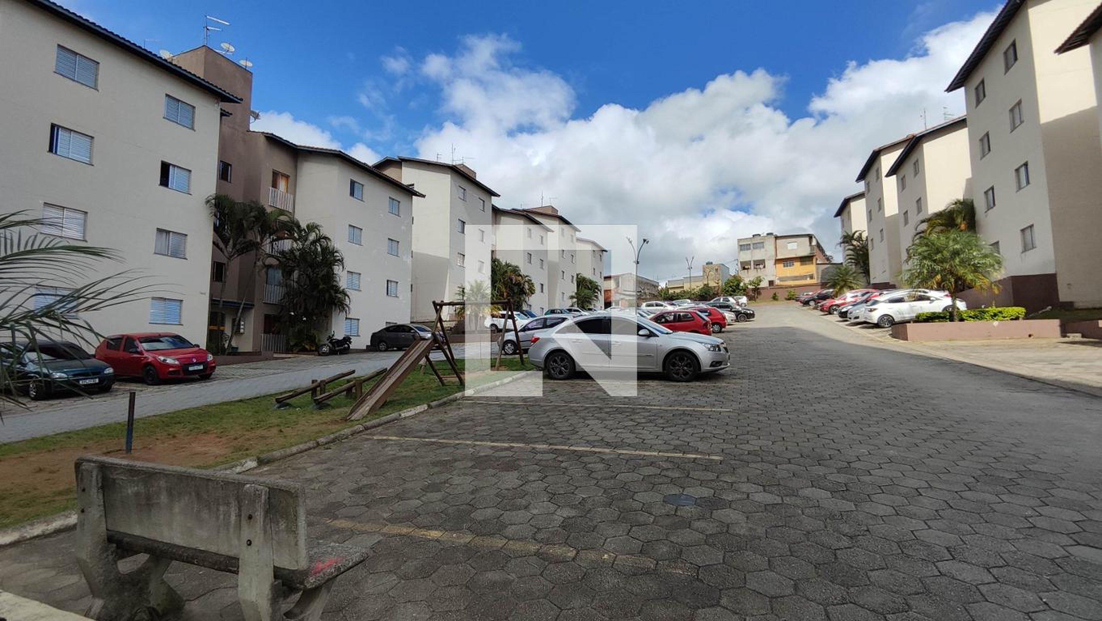 Estacionamento Condomínio em Avenida Mariana Junqueira, 72