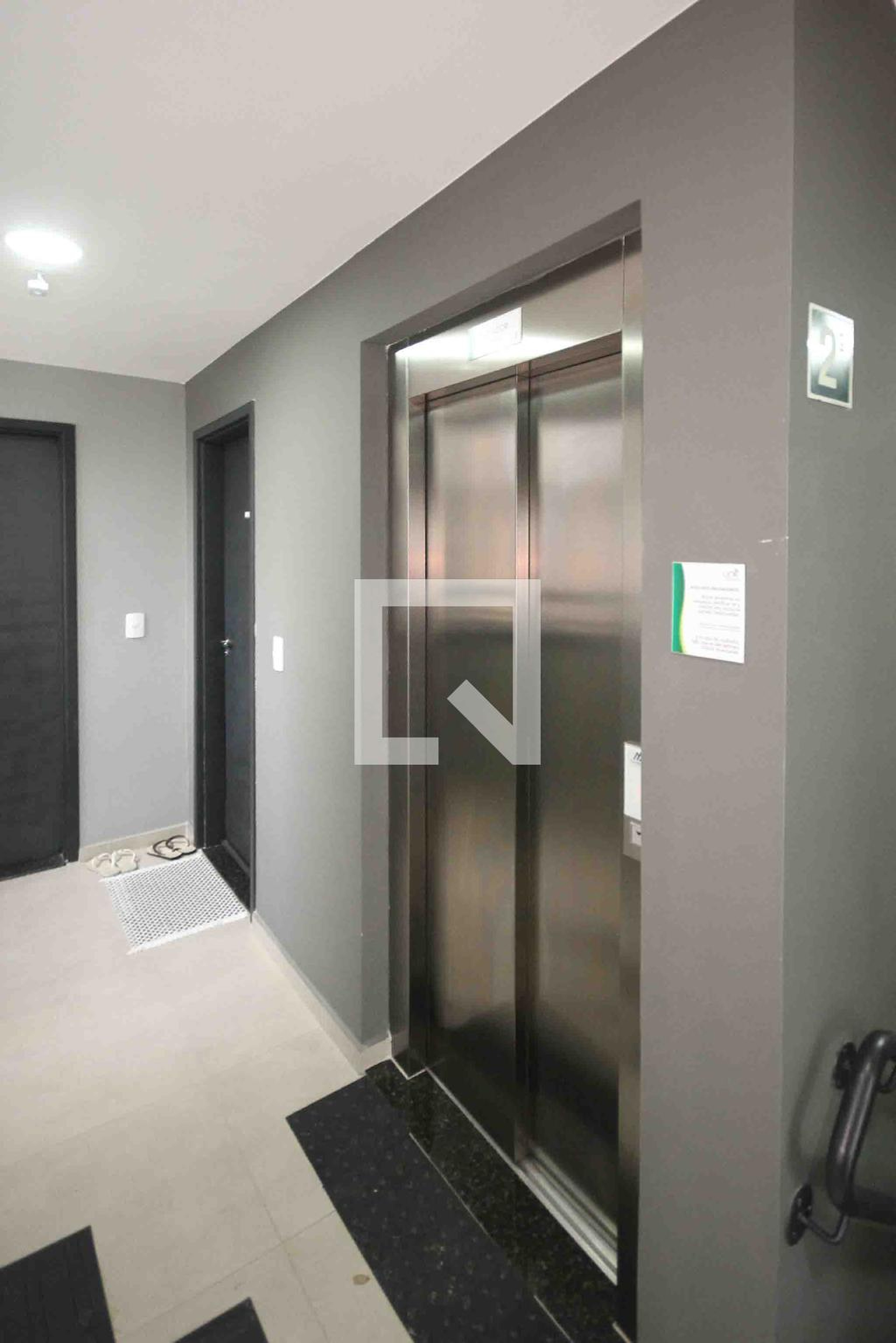 Elevador - Residencial Sandoval