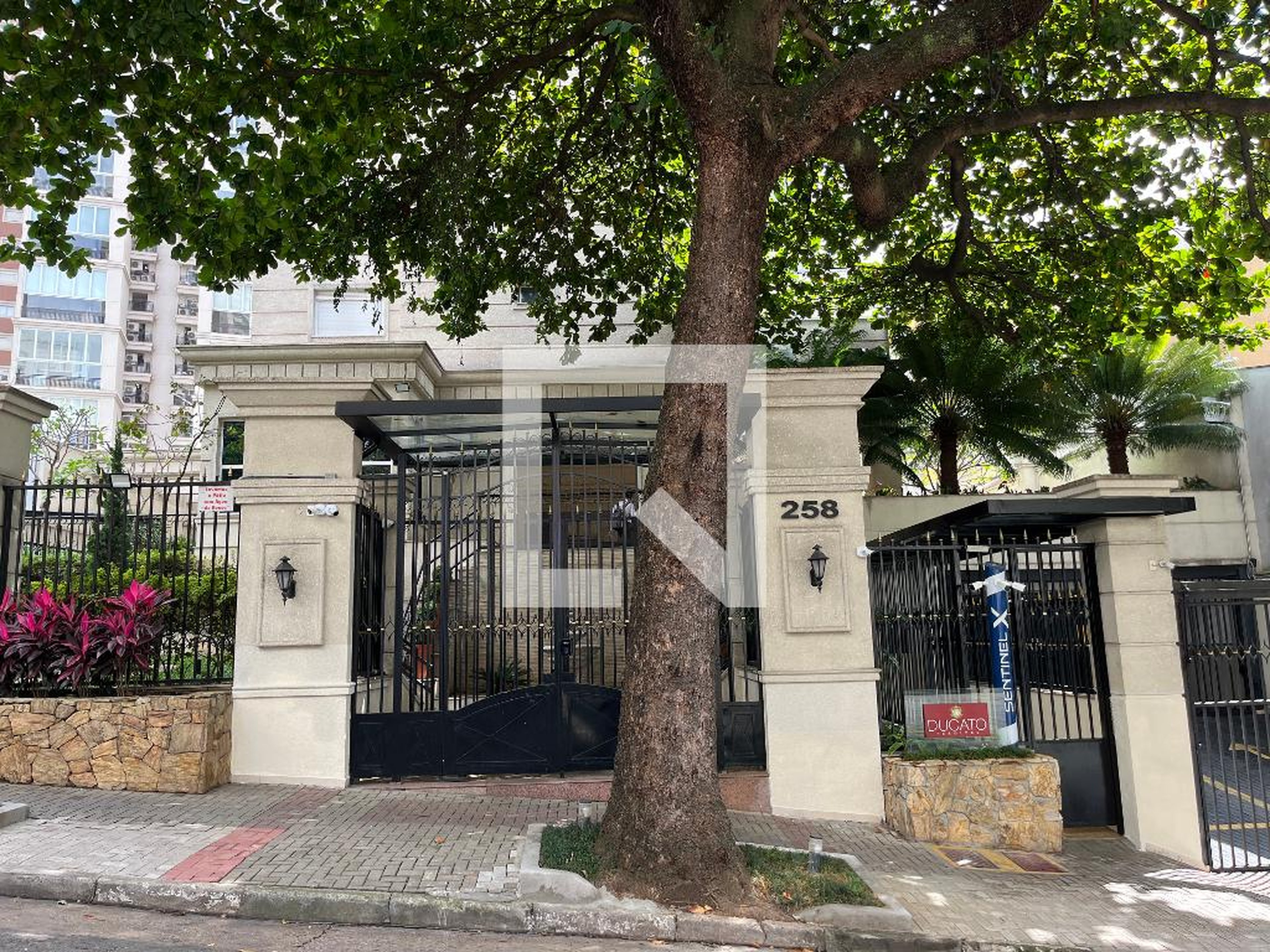 Fachada do Prédio Condomínio Ducato