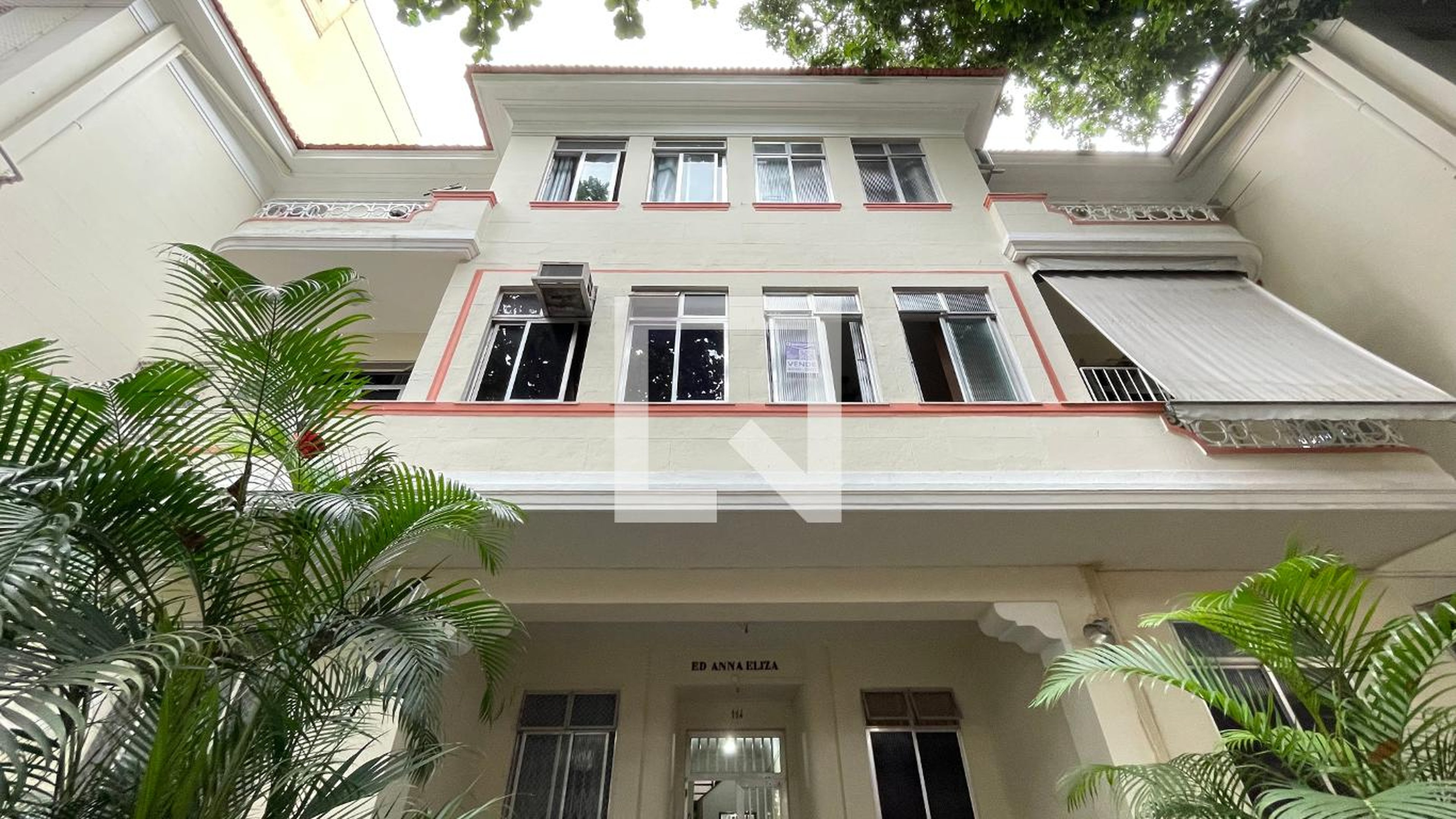 Fachada Condomínio em Rua Visconde de Abaeté, 114