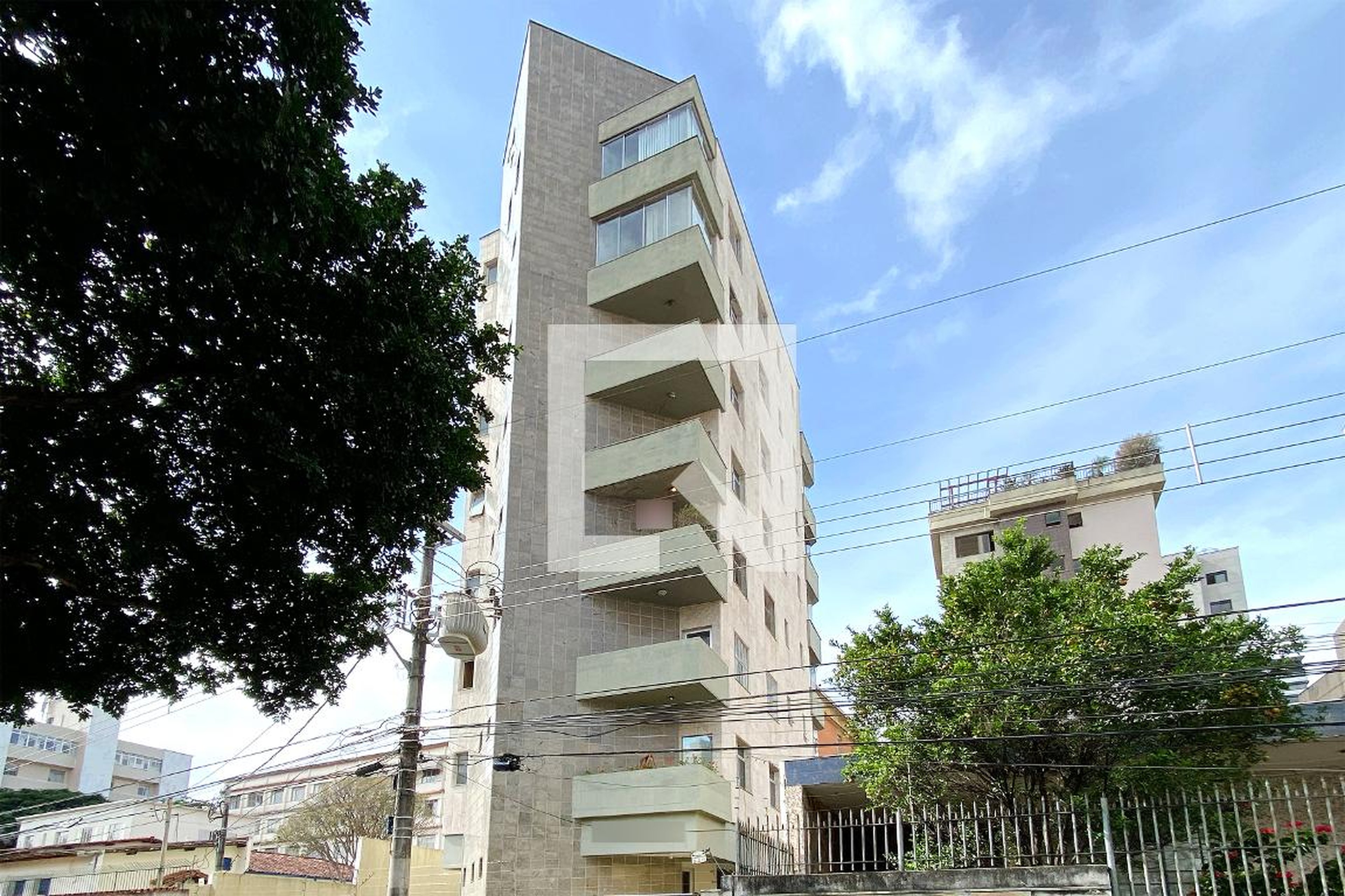 Fachada Condomínio em Rua Dom Vital, 257