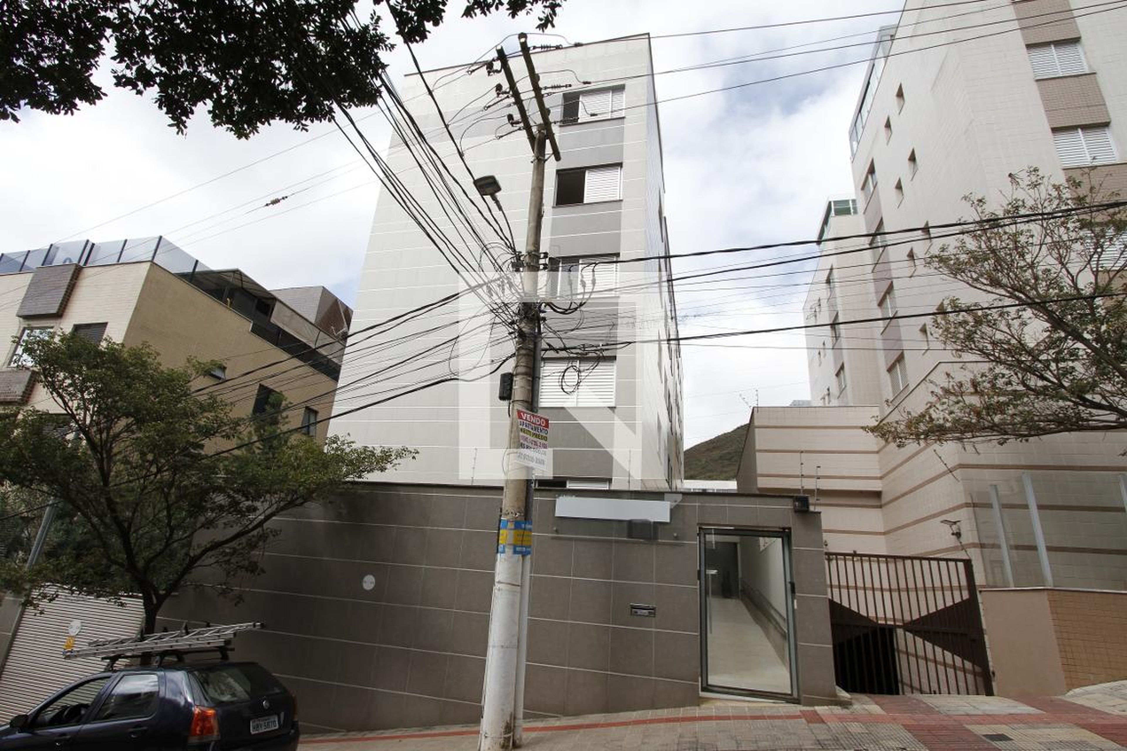 Fachada do Prédio Condomínio em Rua Jandiatuba, 74