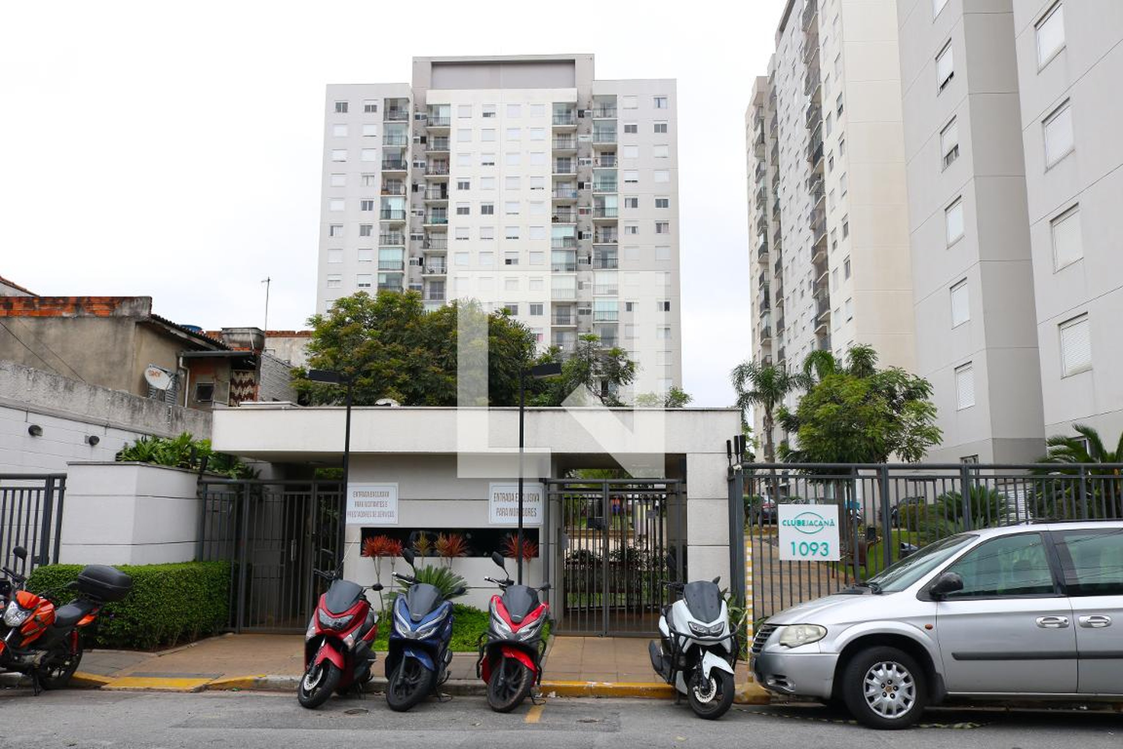 Fachada Edificio Clube Jacana