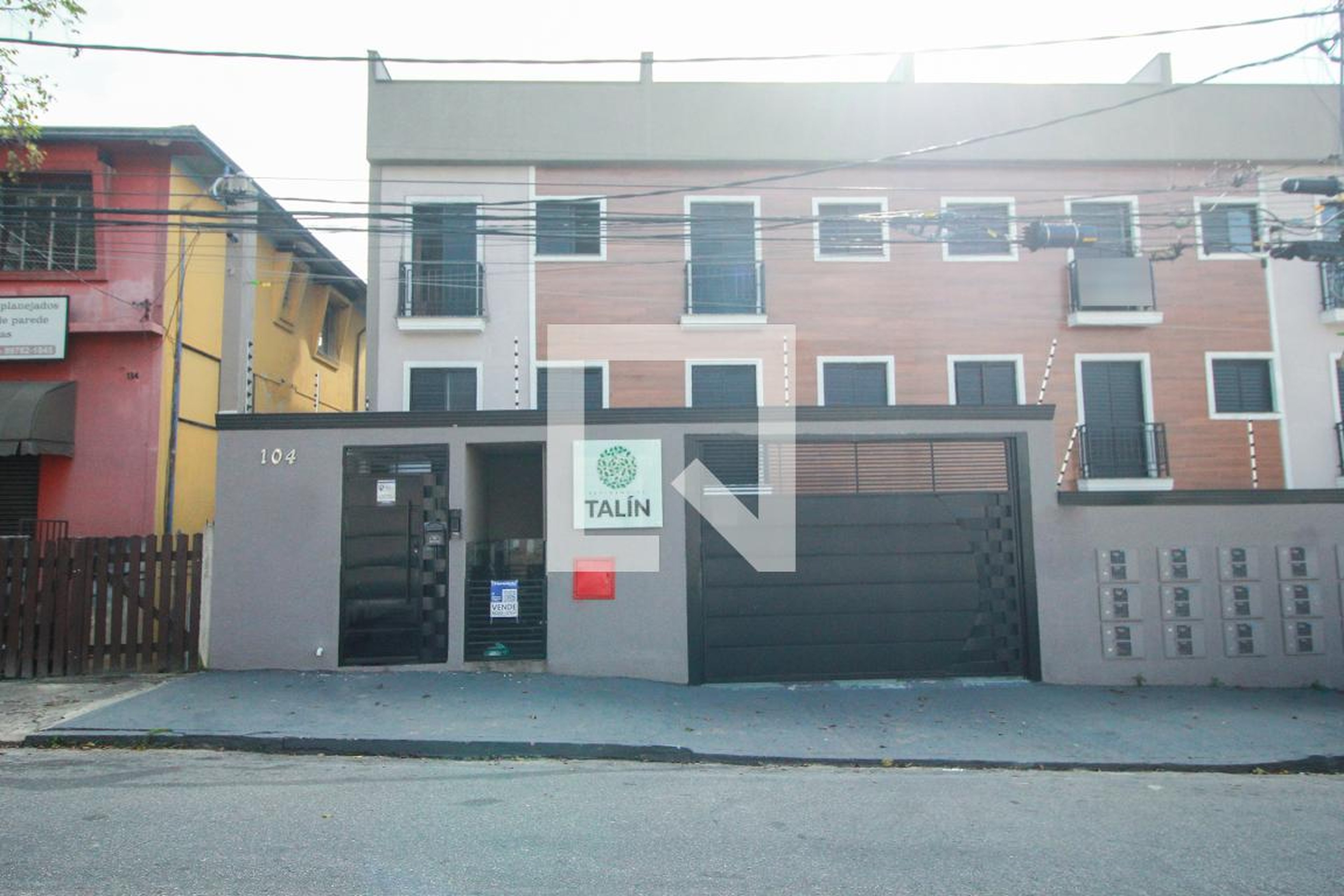 Fachada Condomínio em Rua Javaés, 104