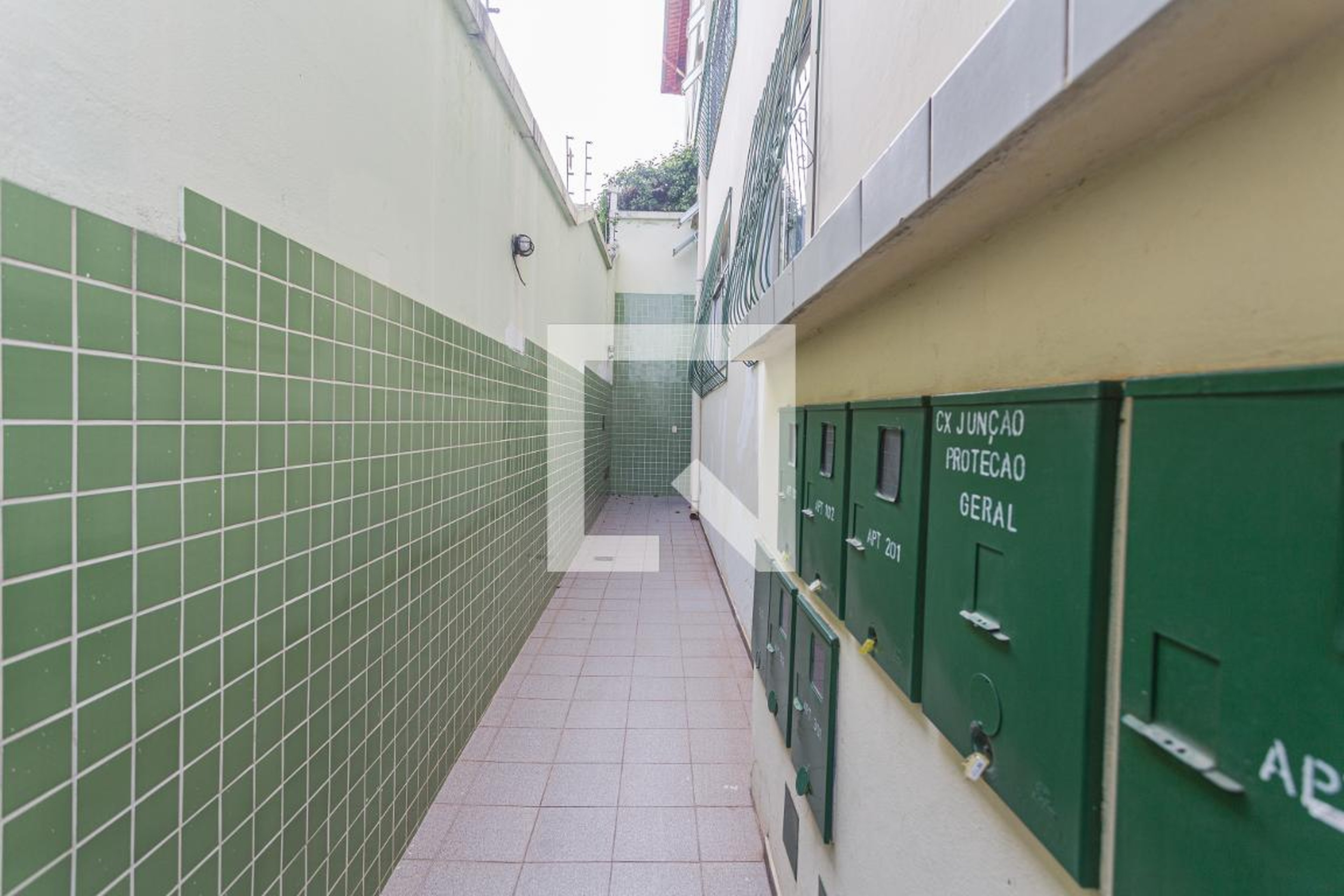 Hall de entrada - Edifício Manuelzão Nardi