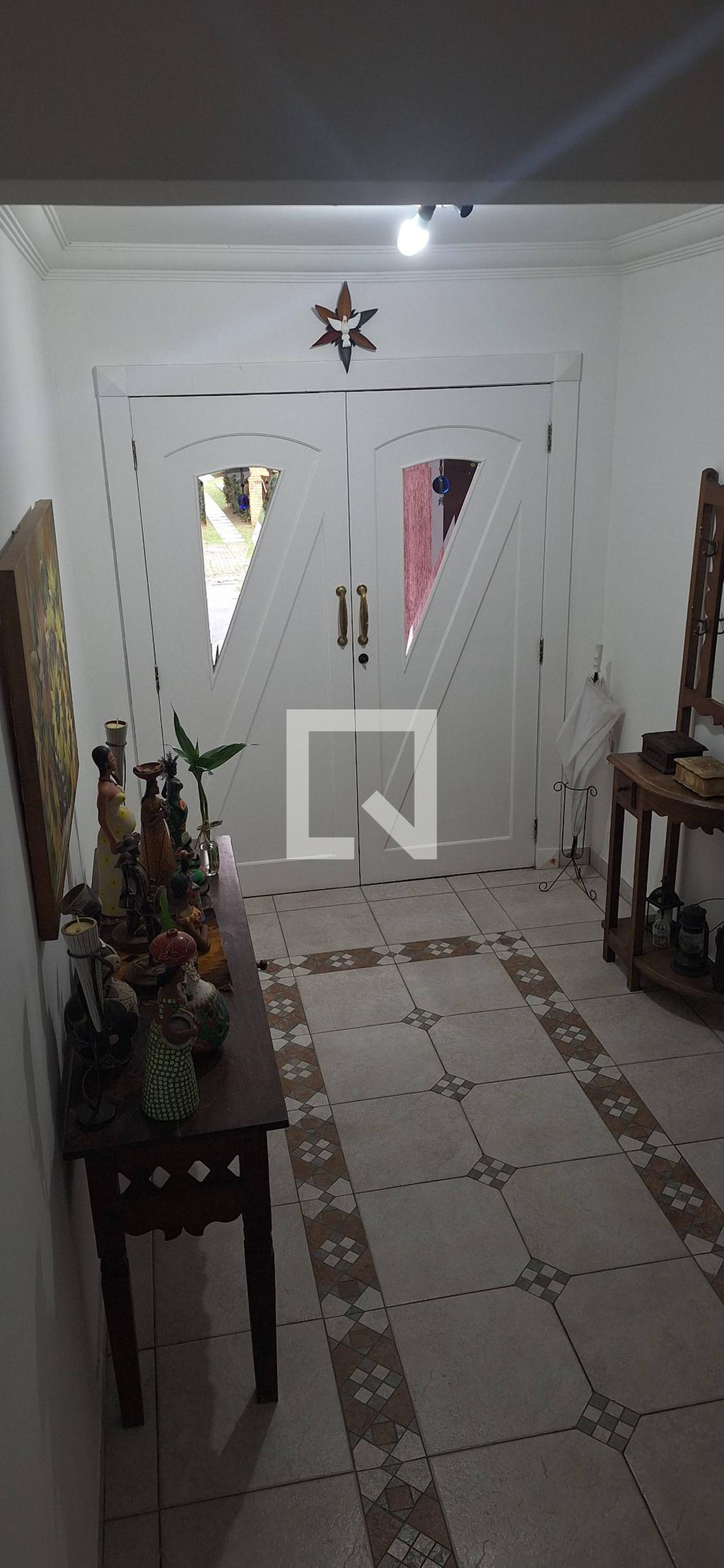 Hall - Morada dos Pinheiros (Aldeia da Serra)