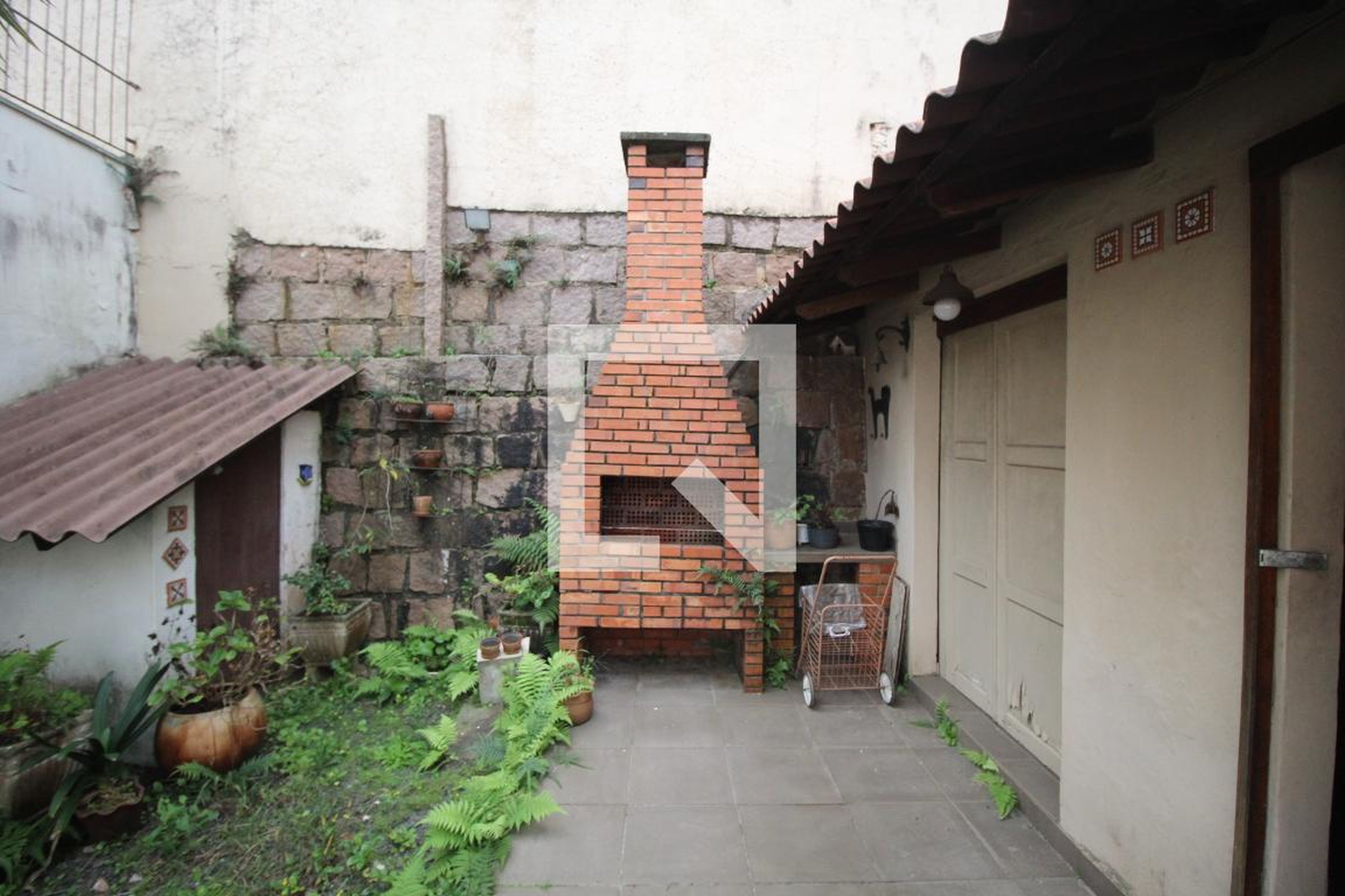 Churrasqueira Condomínio em Avenida Plínio Brasil Milano, 158
