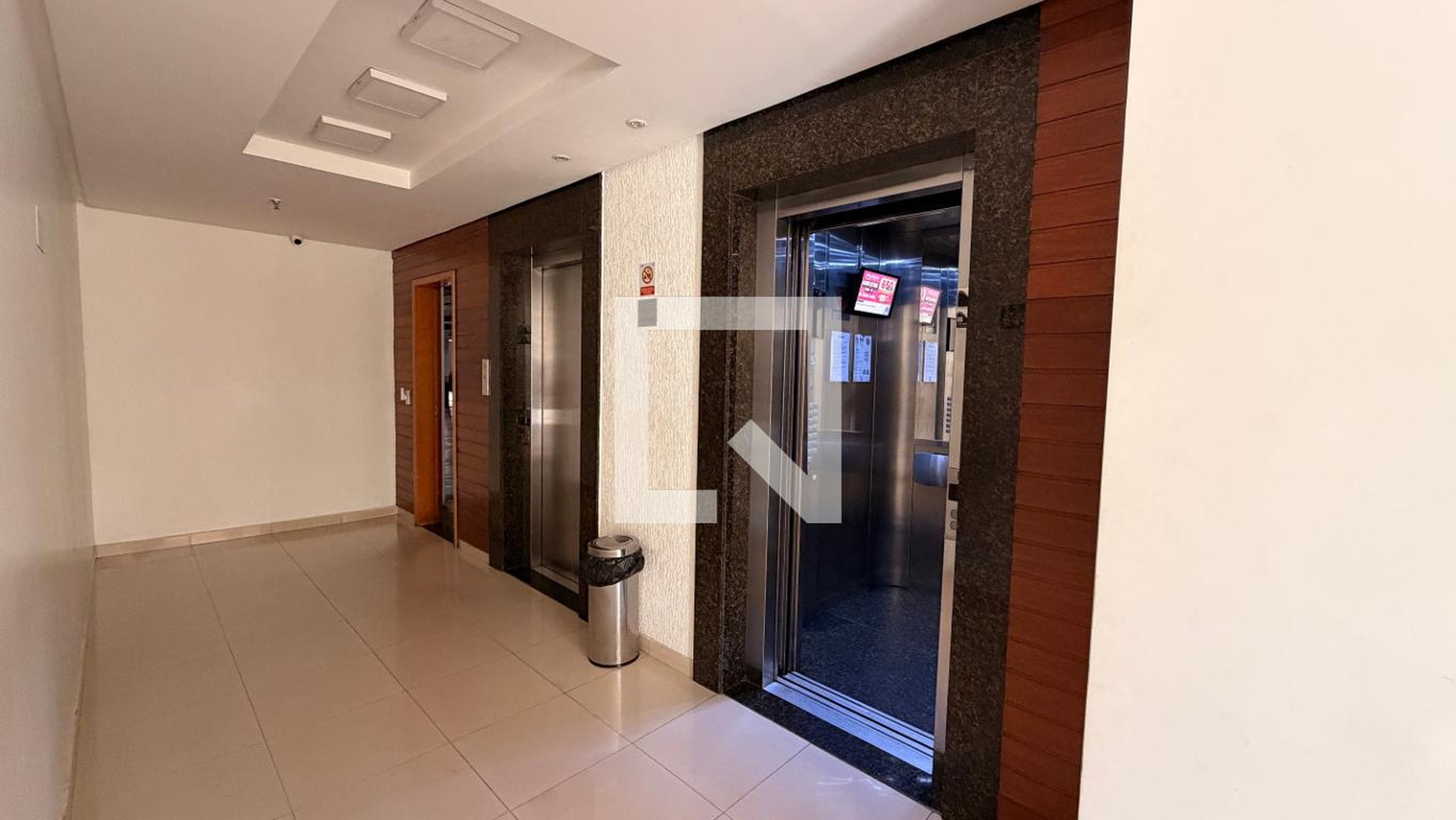 Elevador - Tendence Home Resort