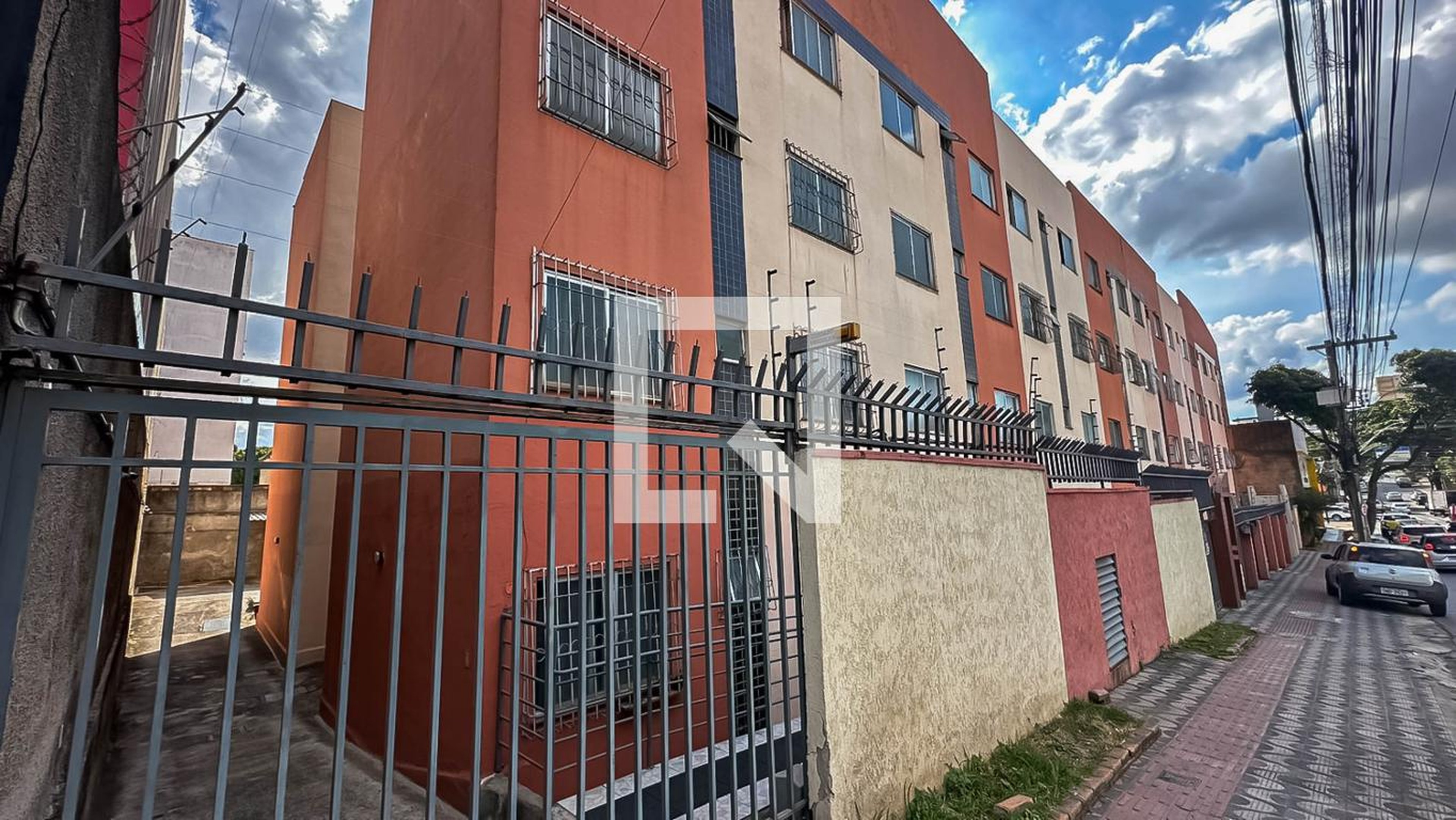 Fachada Condomínio em Rua Vila Rica, 915