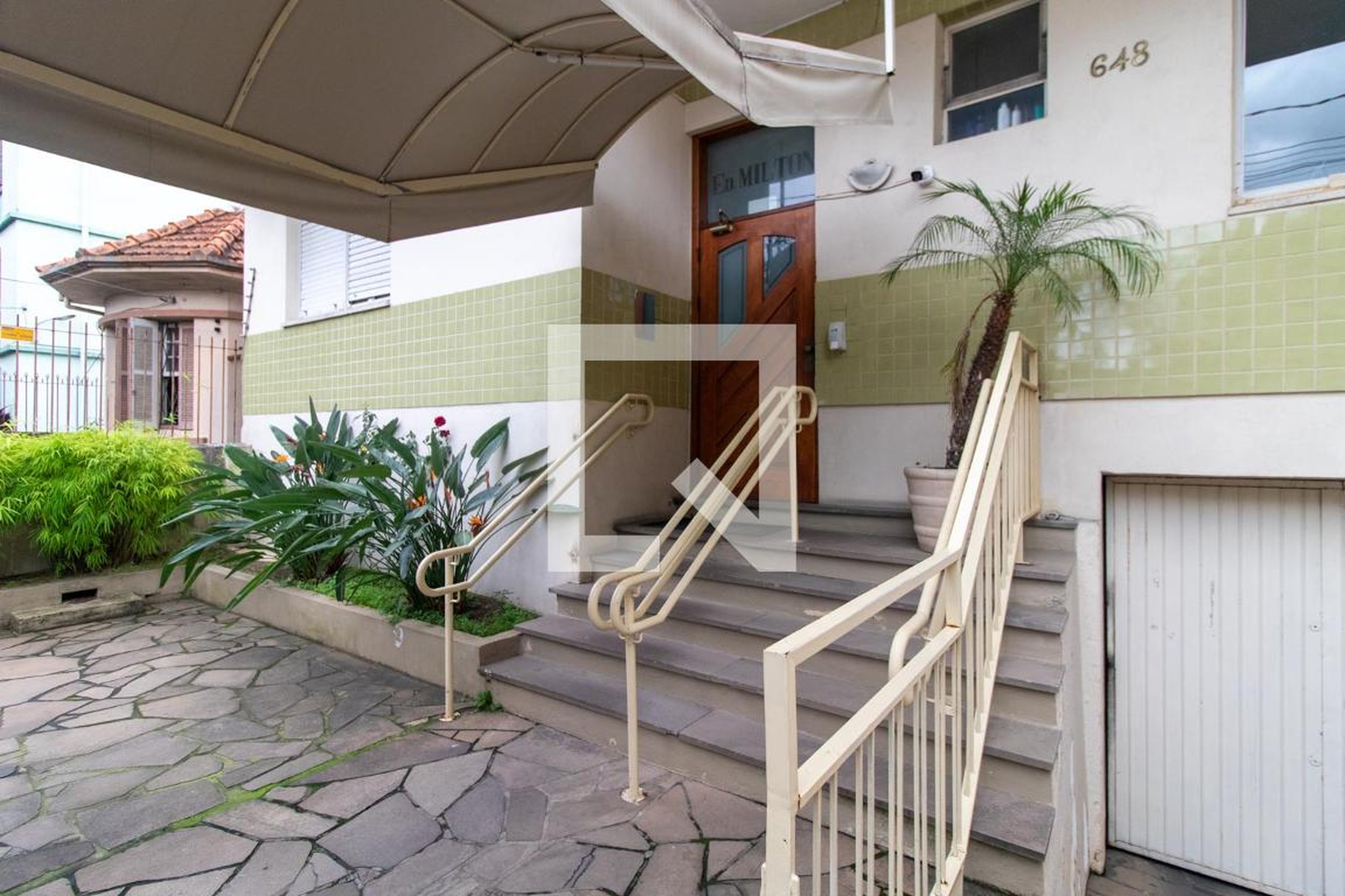 Entrada - Edifício Milton
