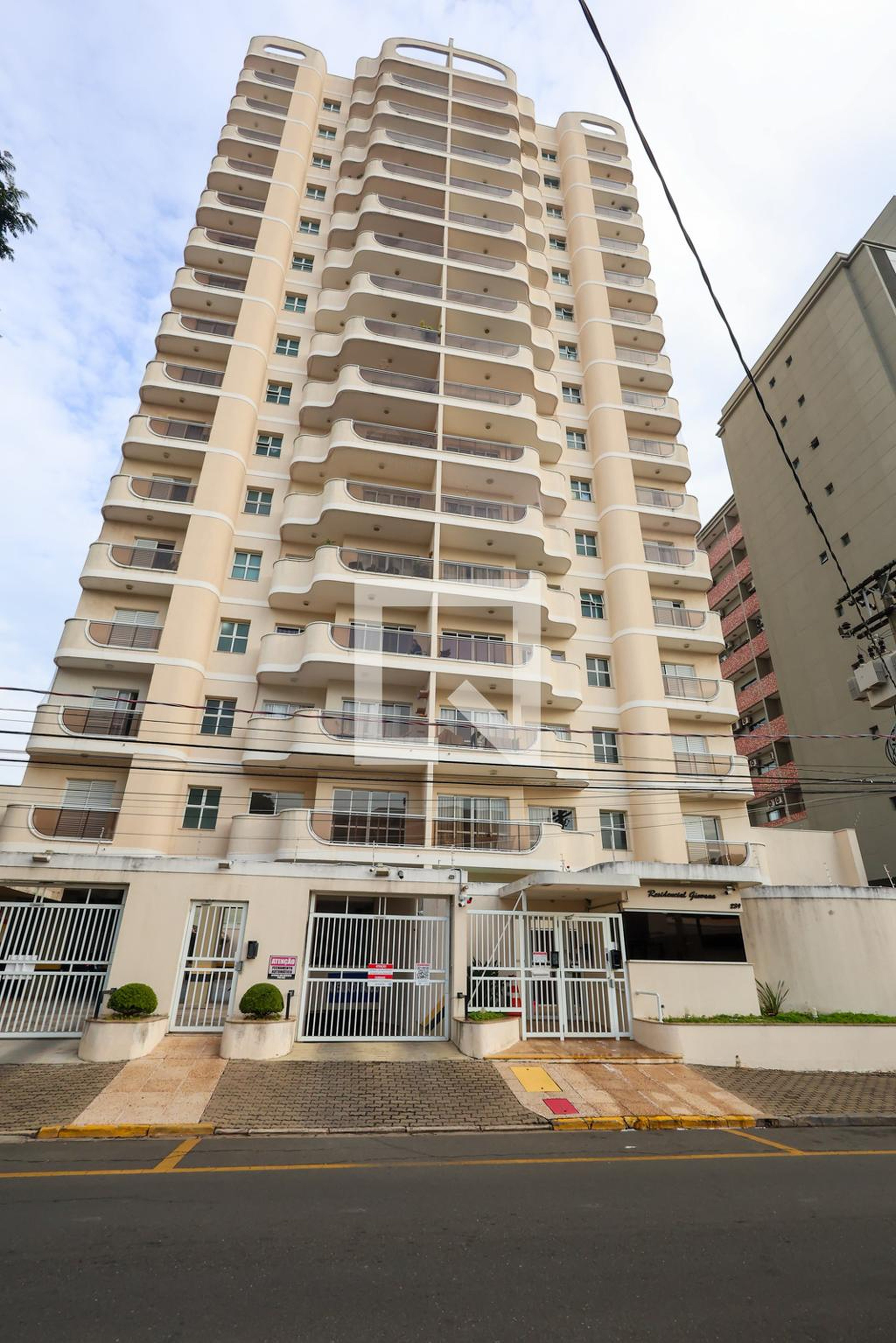 Fachada do Prédio Residencial Giovana