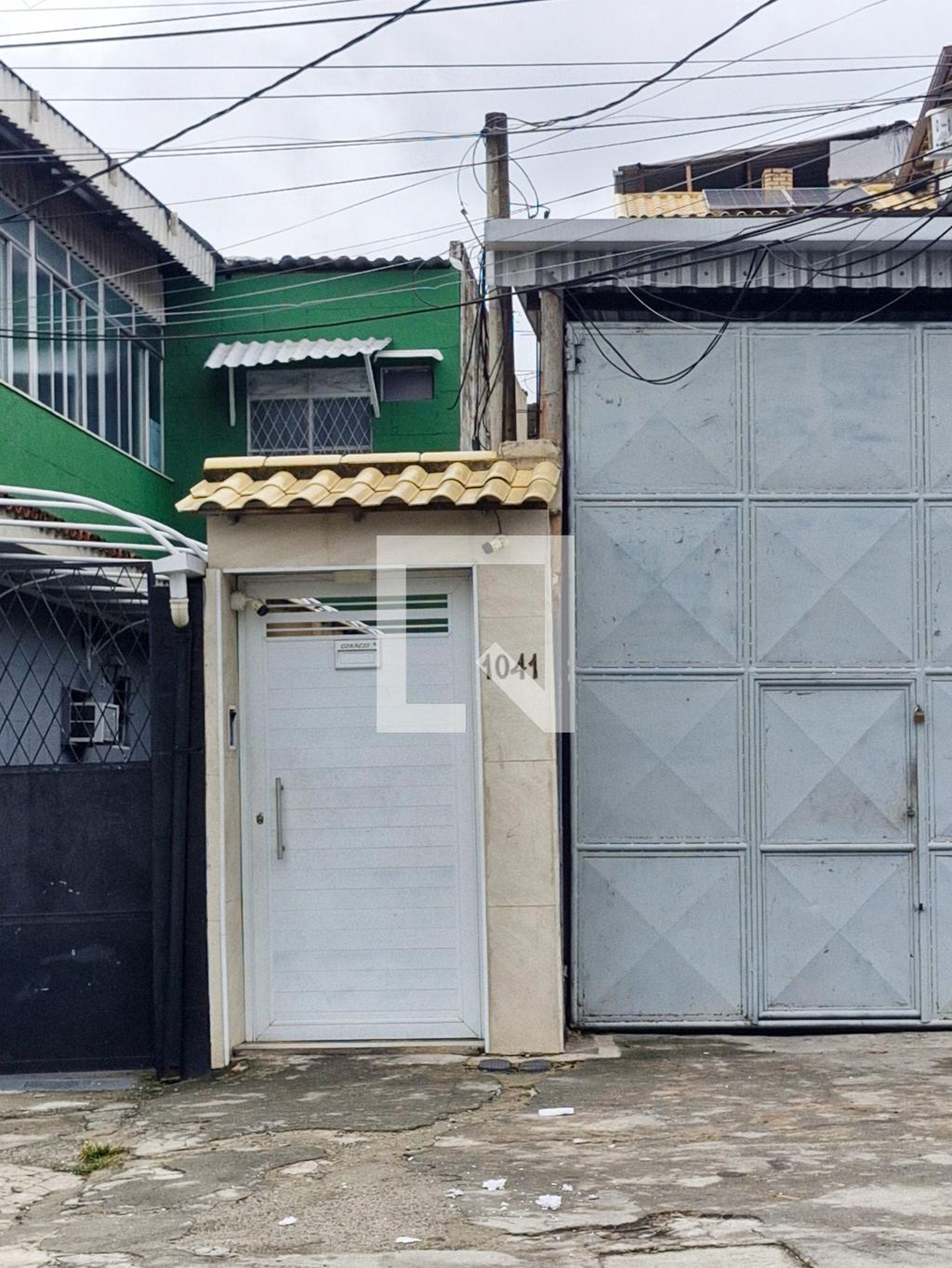 Fachada Condomínio em Estrada Henrique de Melo, 1041