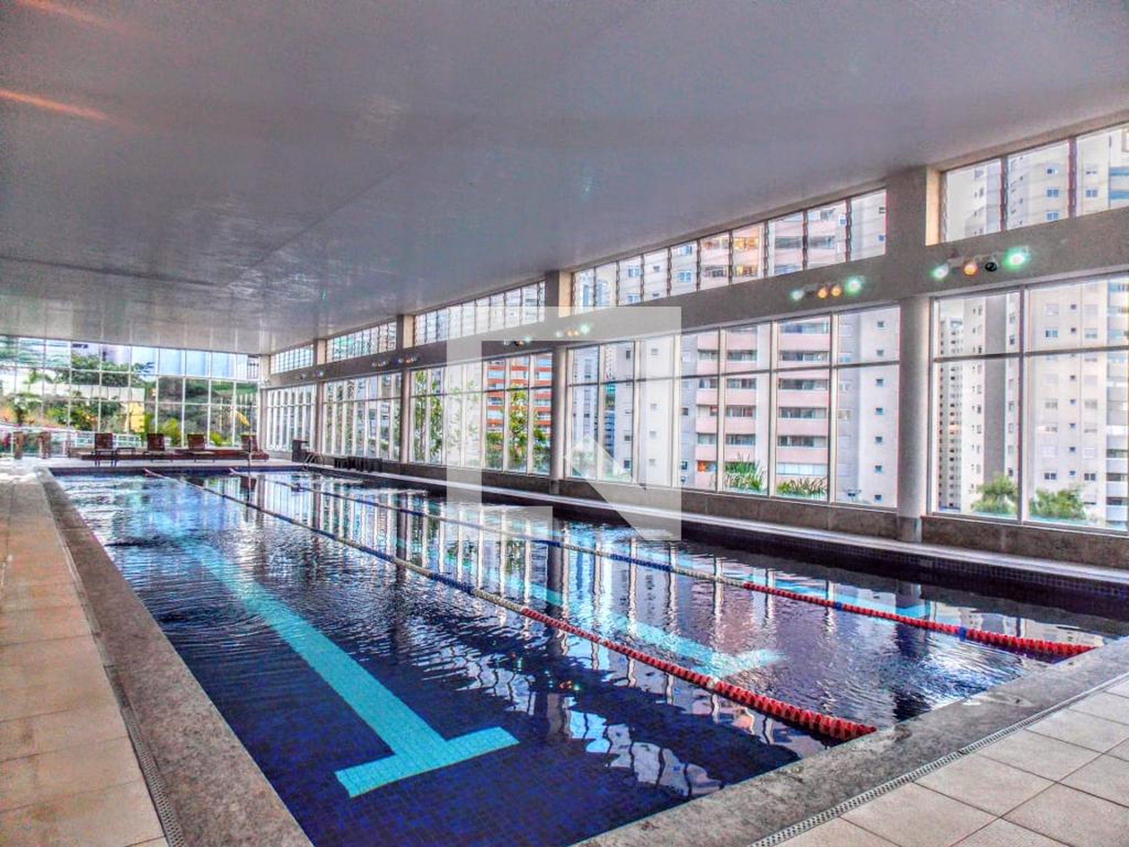 Piscina aquecida - Cenário