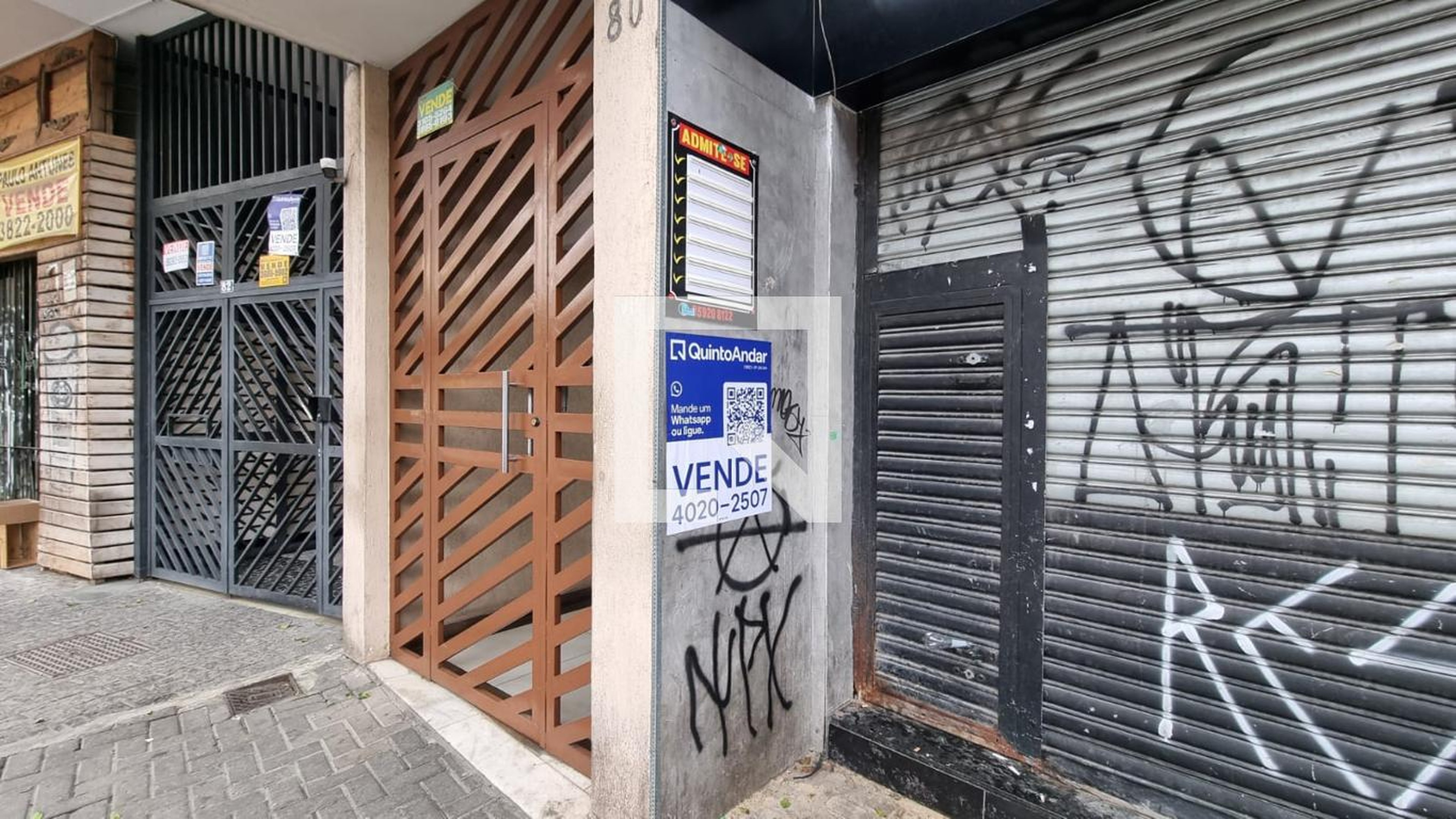 Fachada Condomínio em Largo Santa Cecília, 74