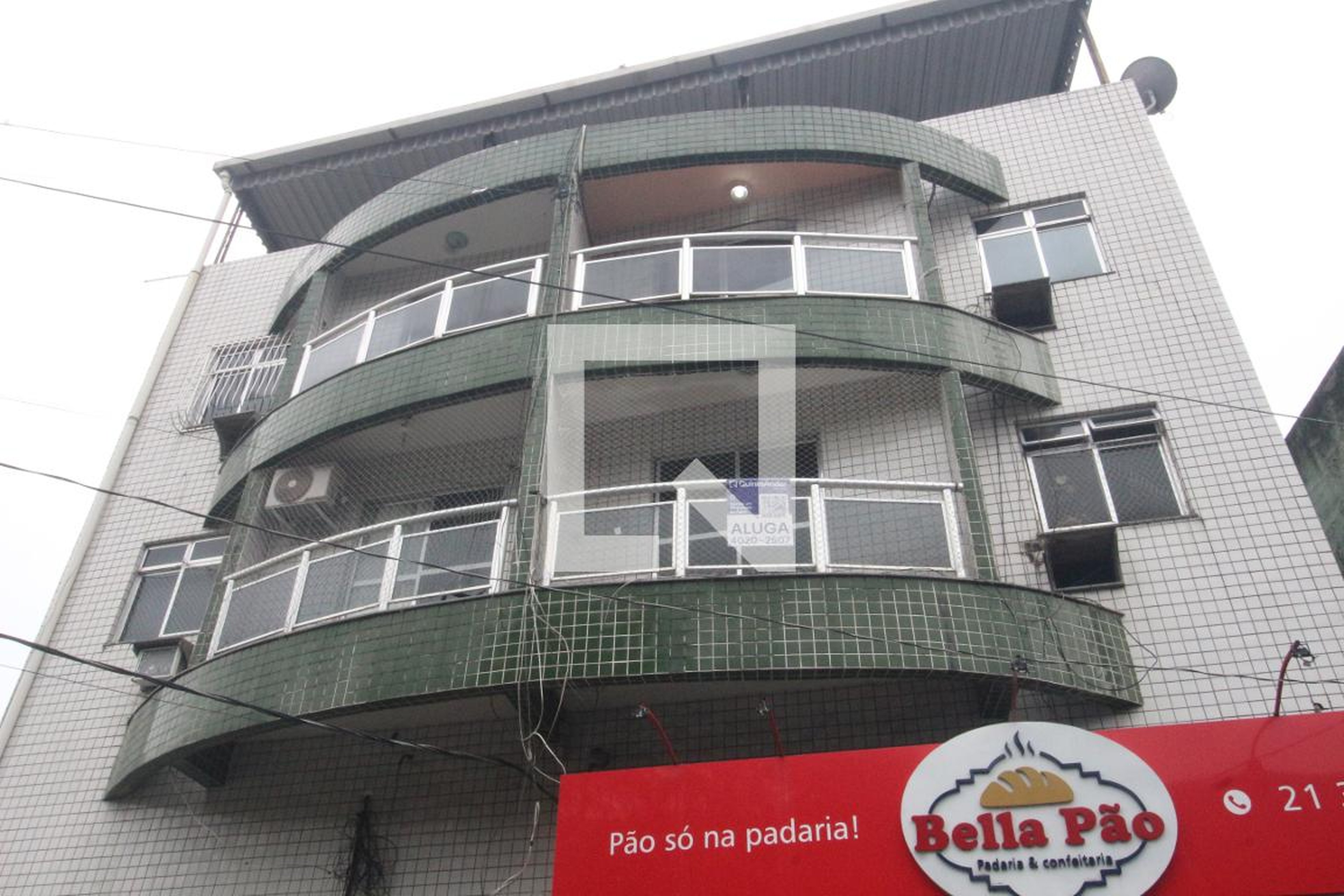 Fachada Condomínio em Praça do Exército, 76