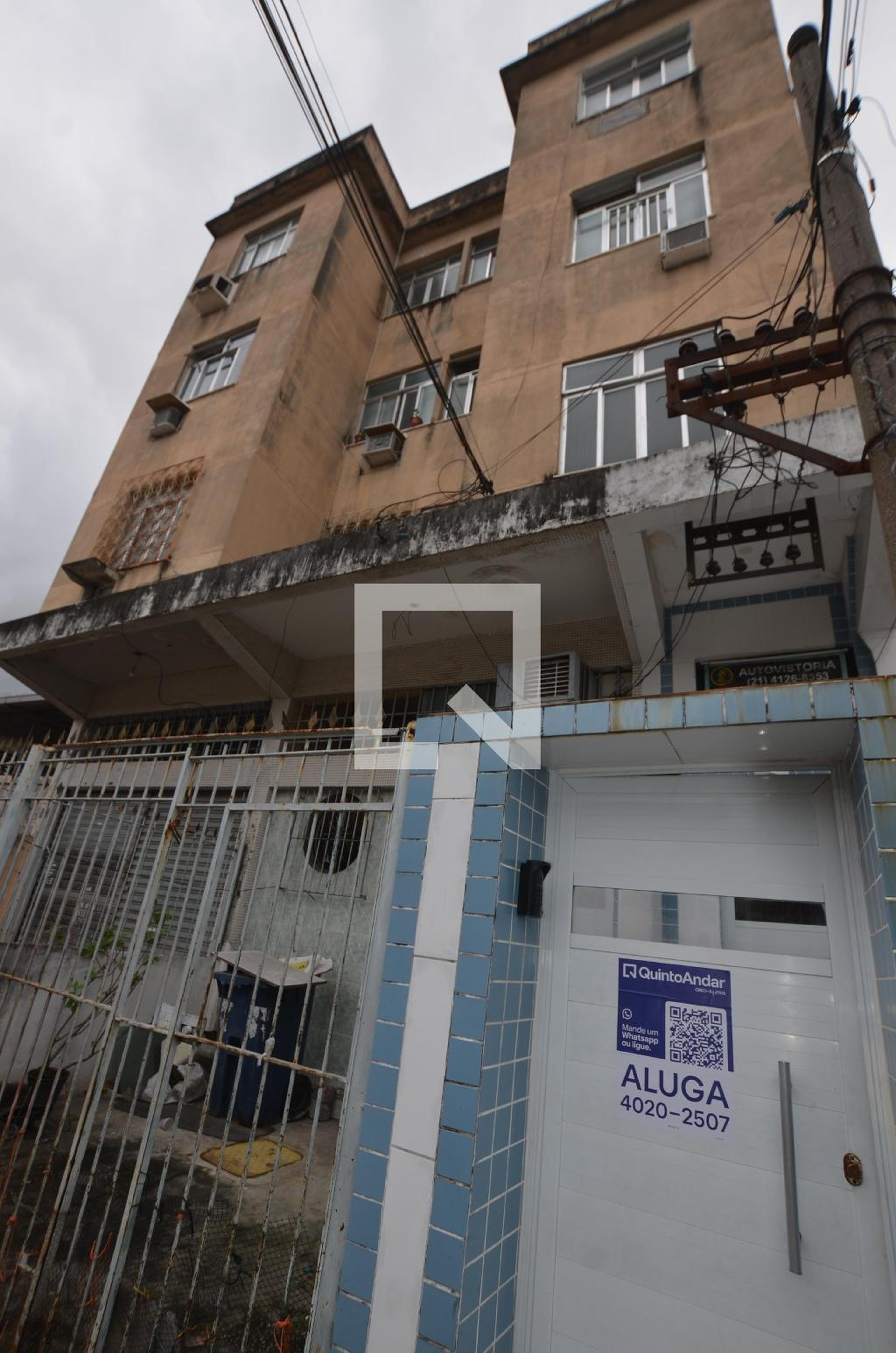 Fachada Condomínio em Rua Manuel Machado, 246