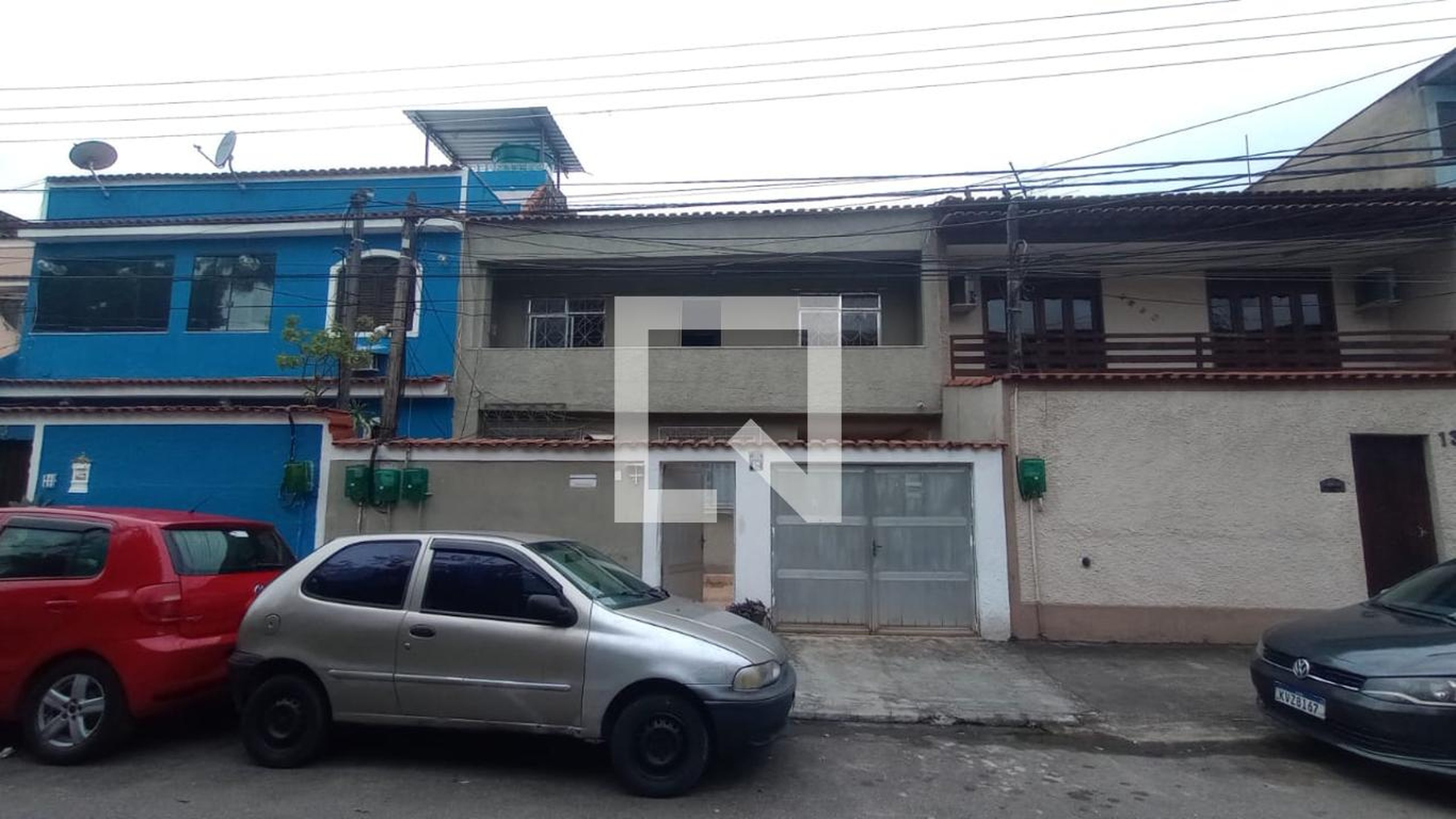 Fachada Condomínio em Rua Zeferino Brasil, 82