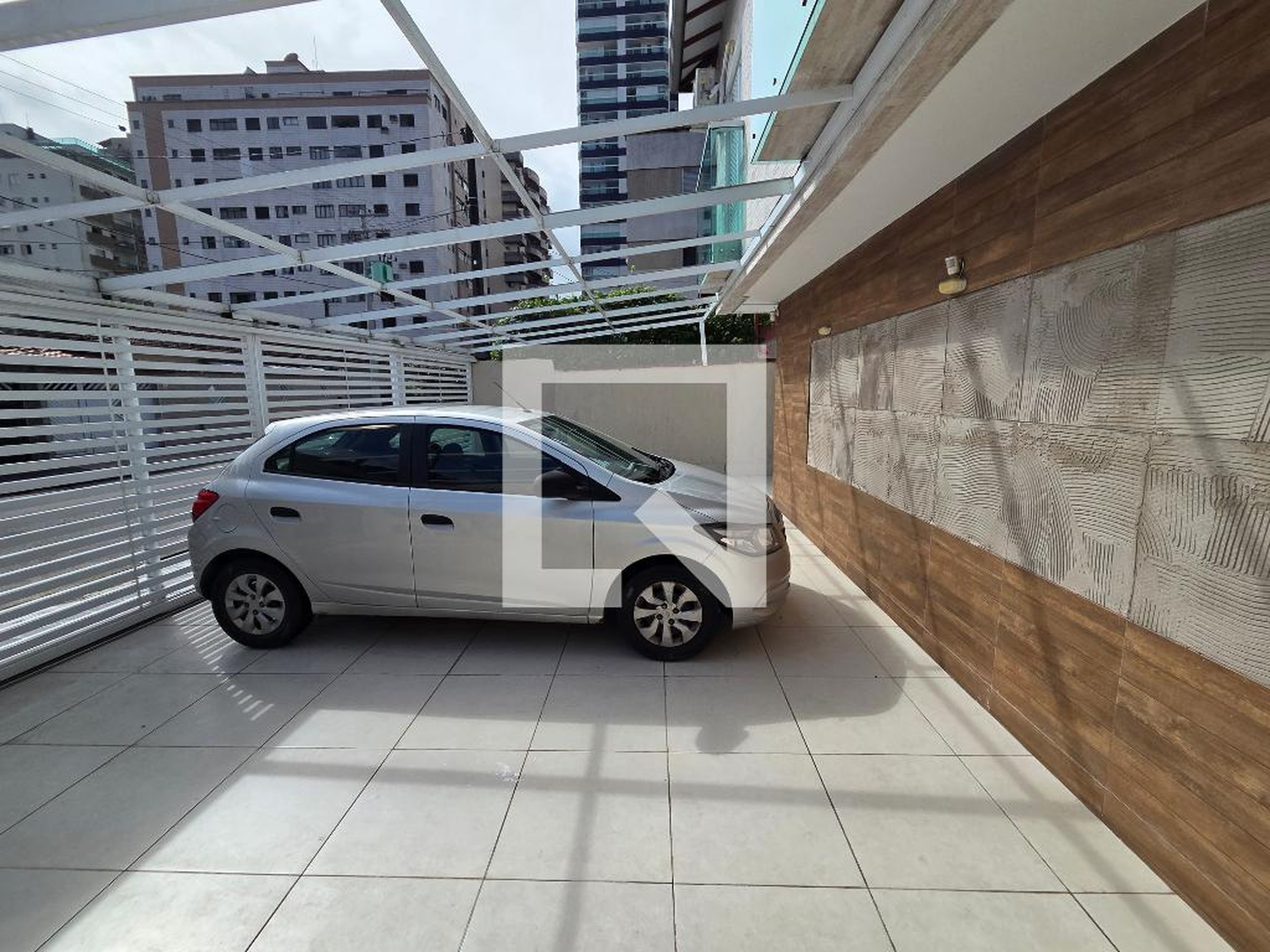 Fachada Condomínio em Rua Pajé, 43