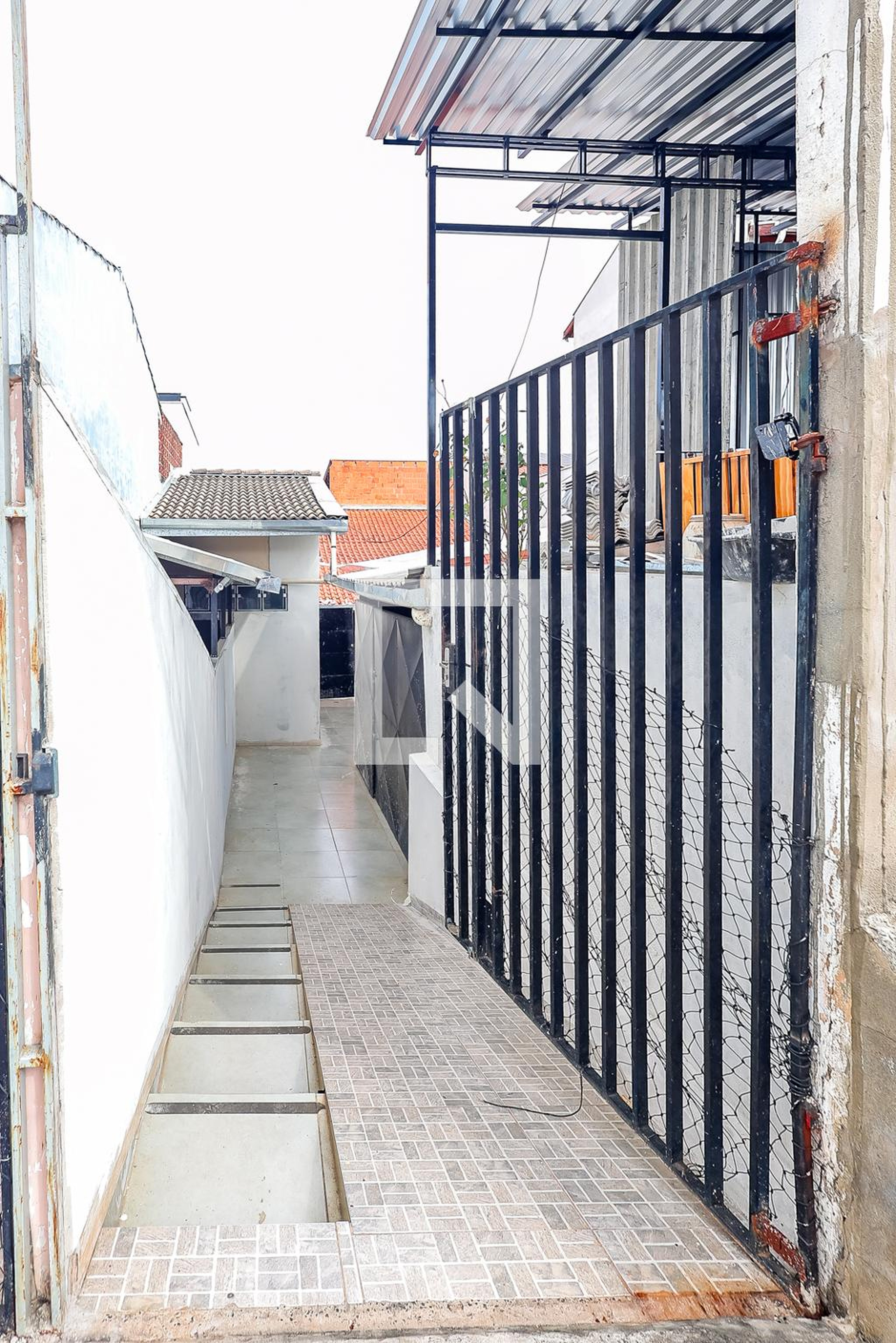 Fachada Condomínio em Rua Albino Geraldi, 144