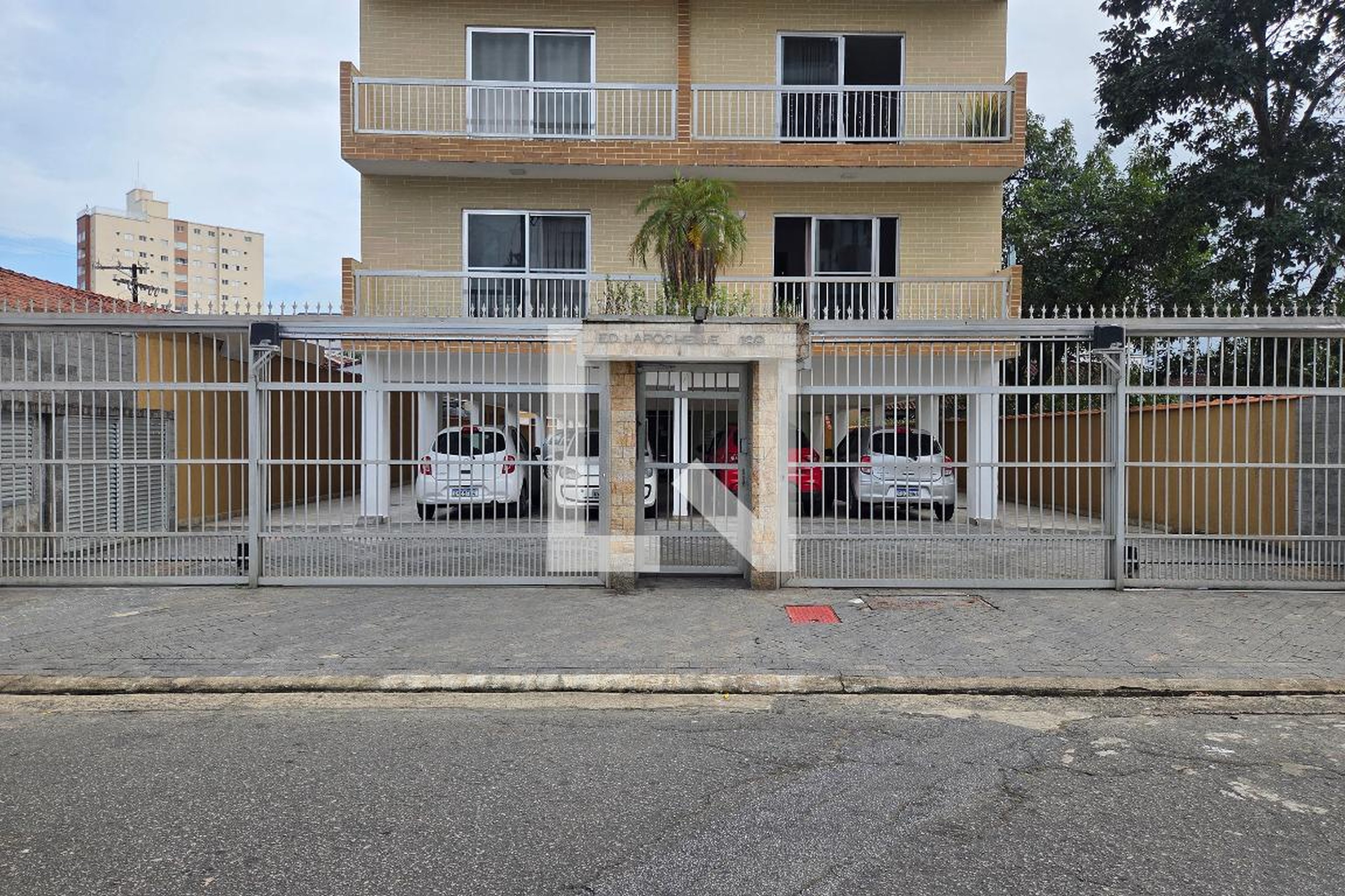 Fachada Condomínio ED. Larrochelle