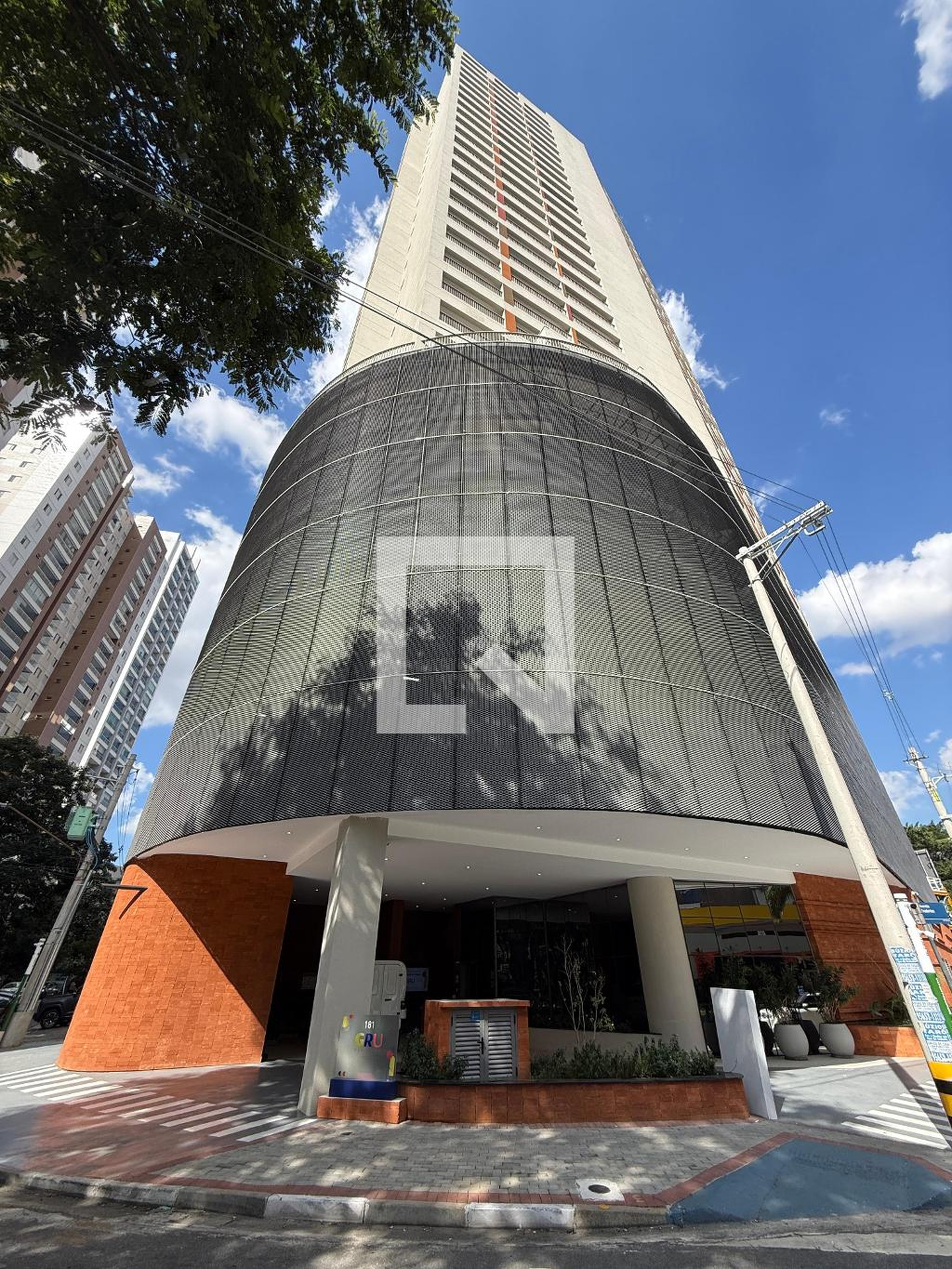 Fachada Condomínio Gru Residence