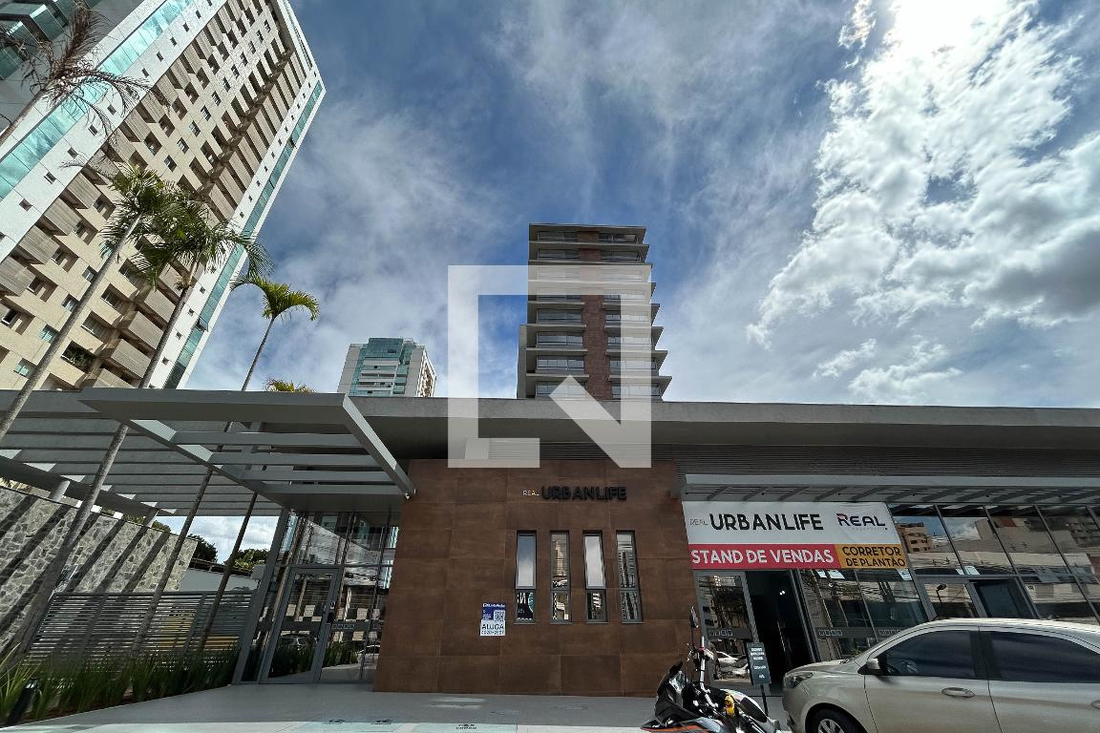 Fachada Condomínio em Avenida Sibipiruna, 9