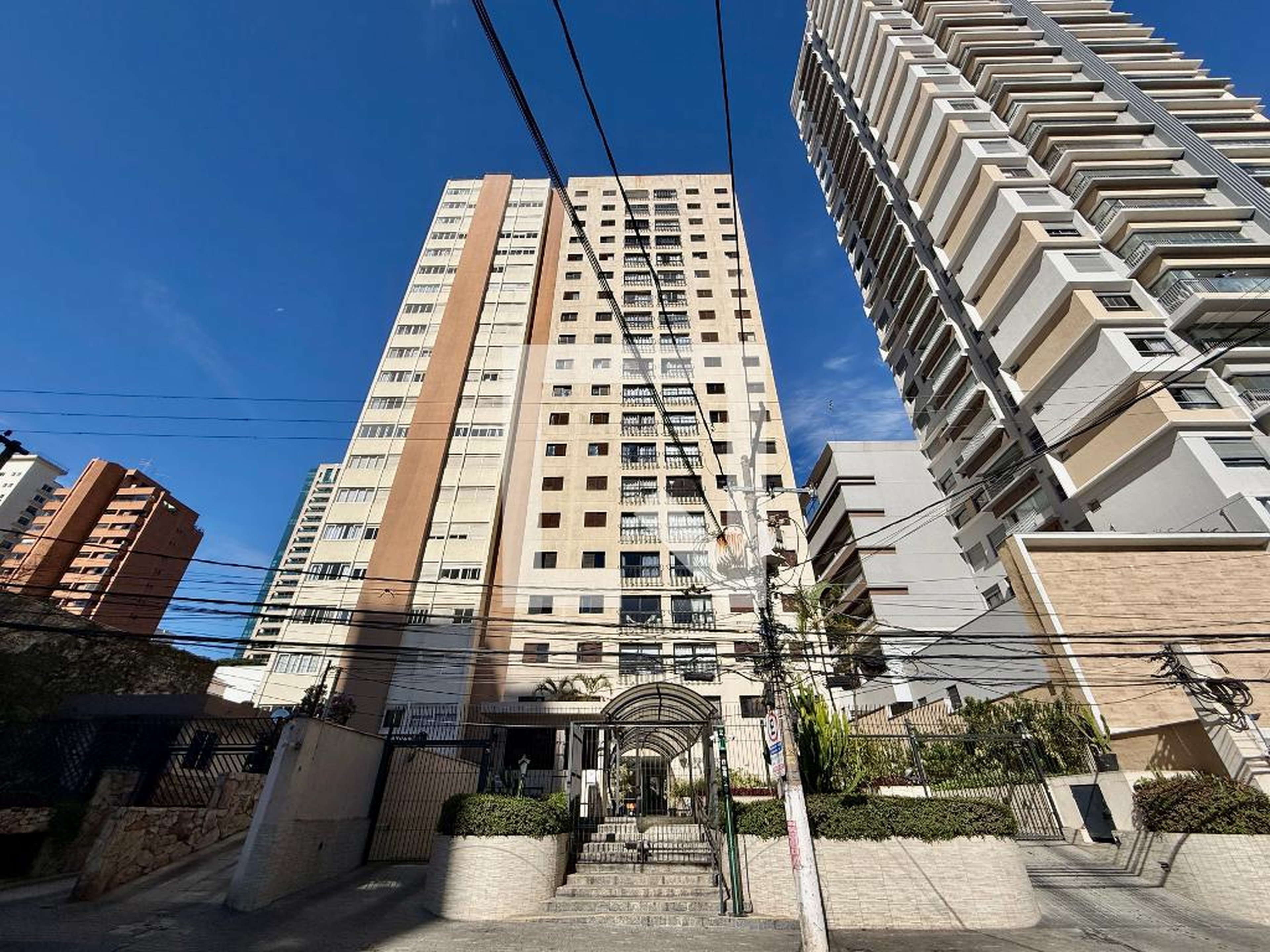 Fachada Edifício Vila Moura