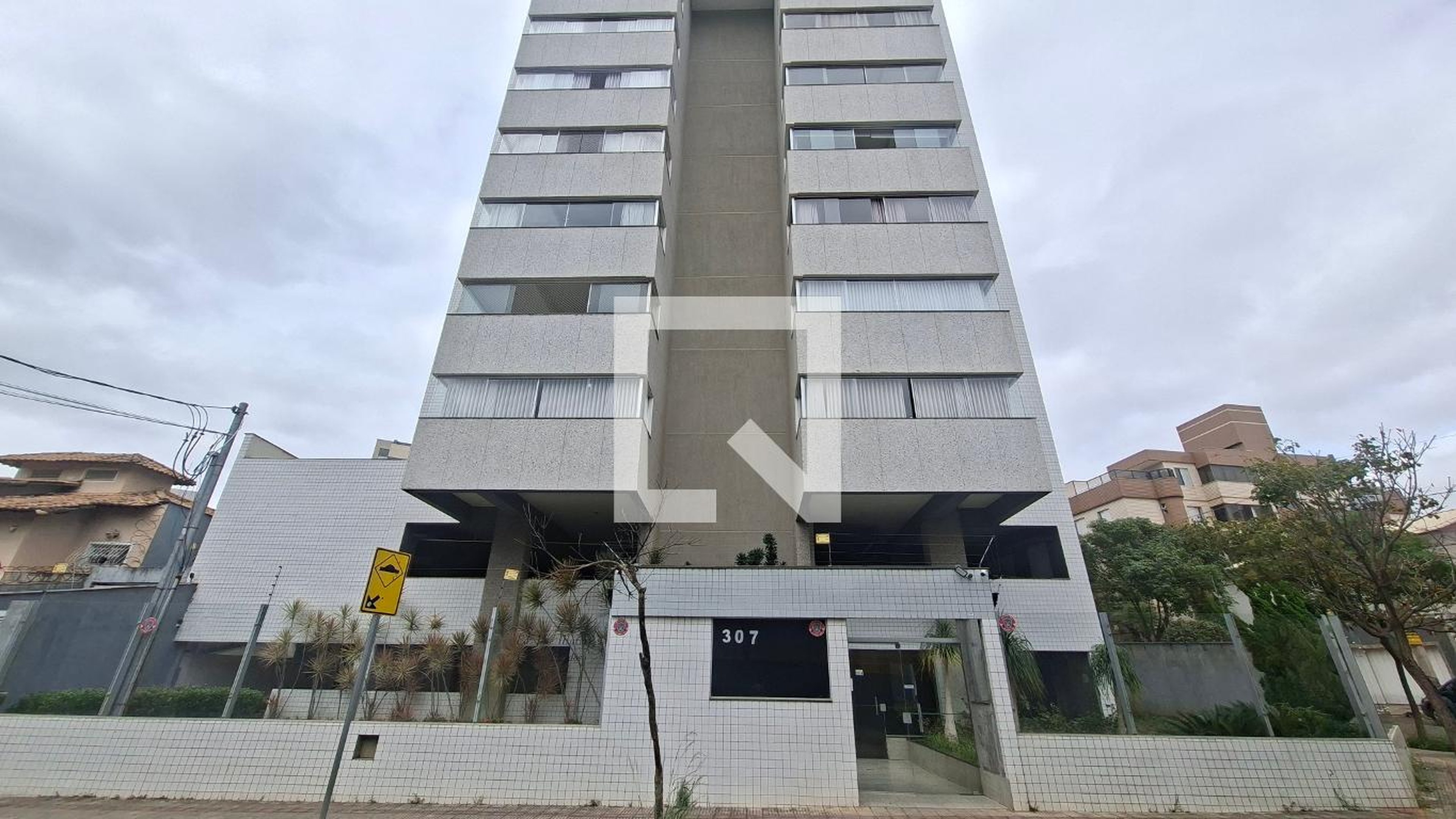 fachada Condomínio Jose Maria Orsini Cardoso