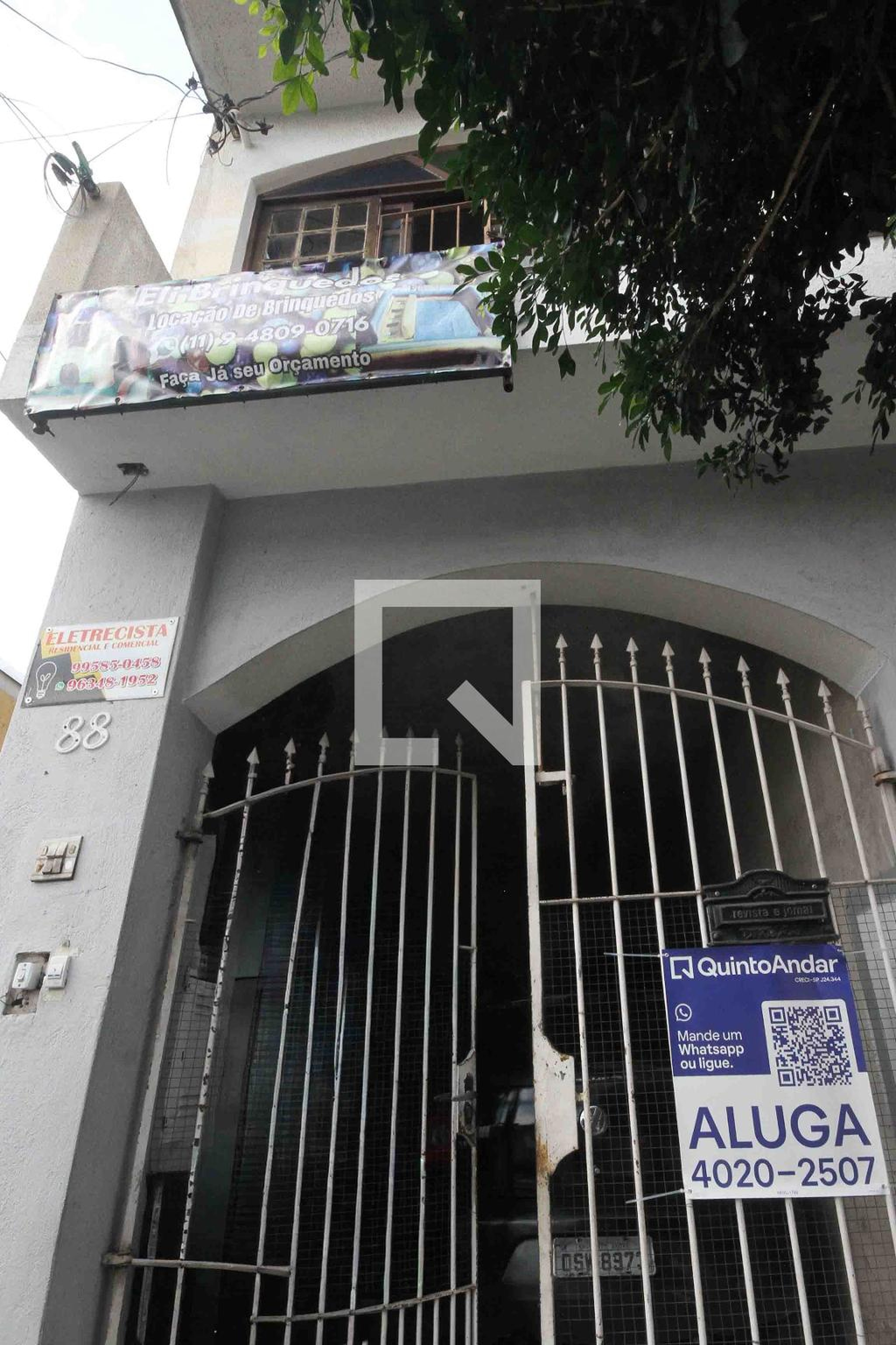 Fachada Condomínio em Rua Timóteo, 88
