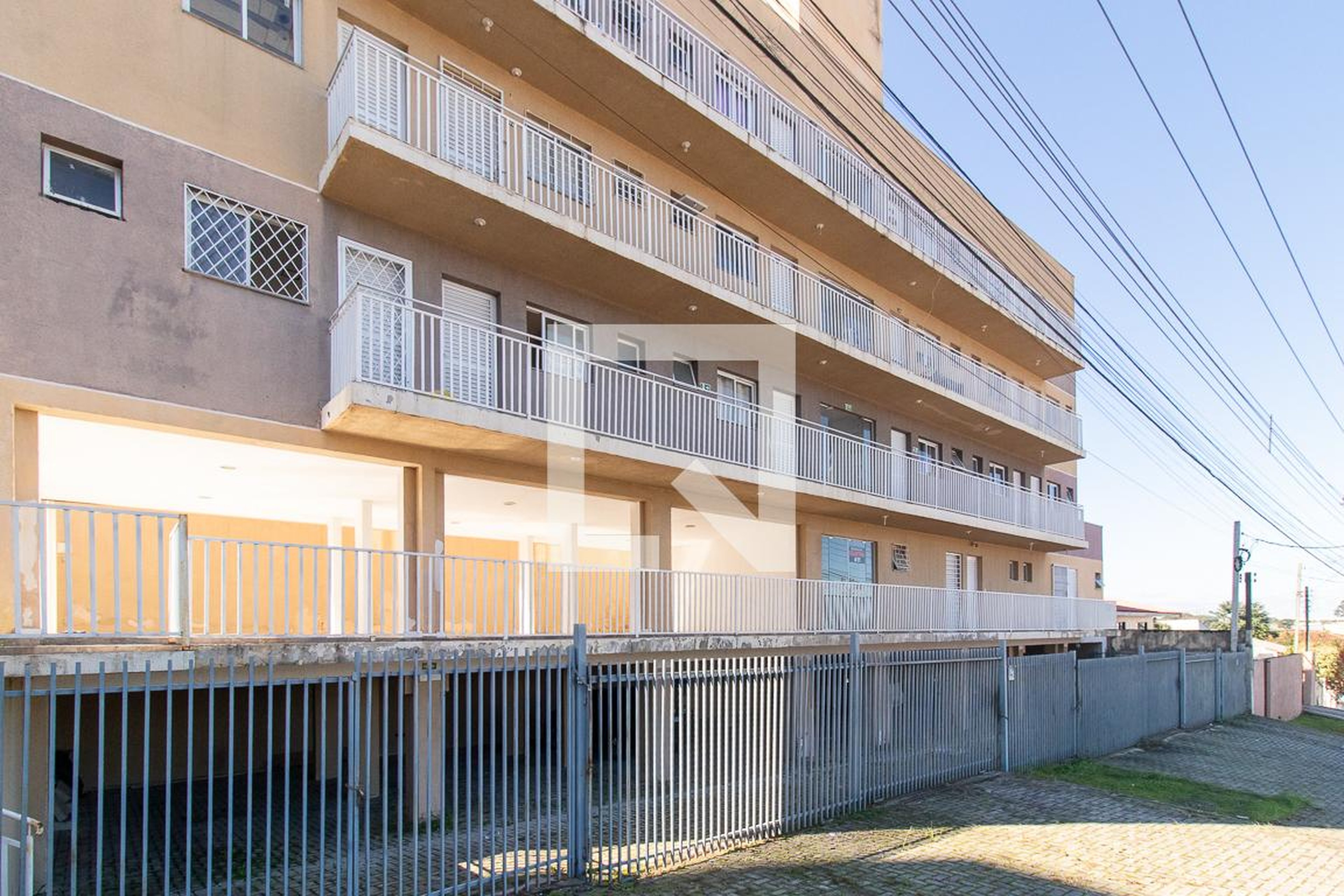 Fachada Condomínio em Rua Mém de Sá, 417