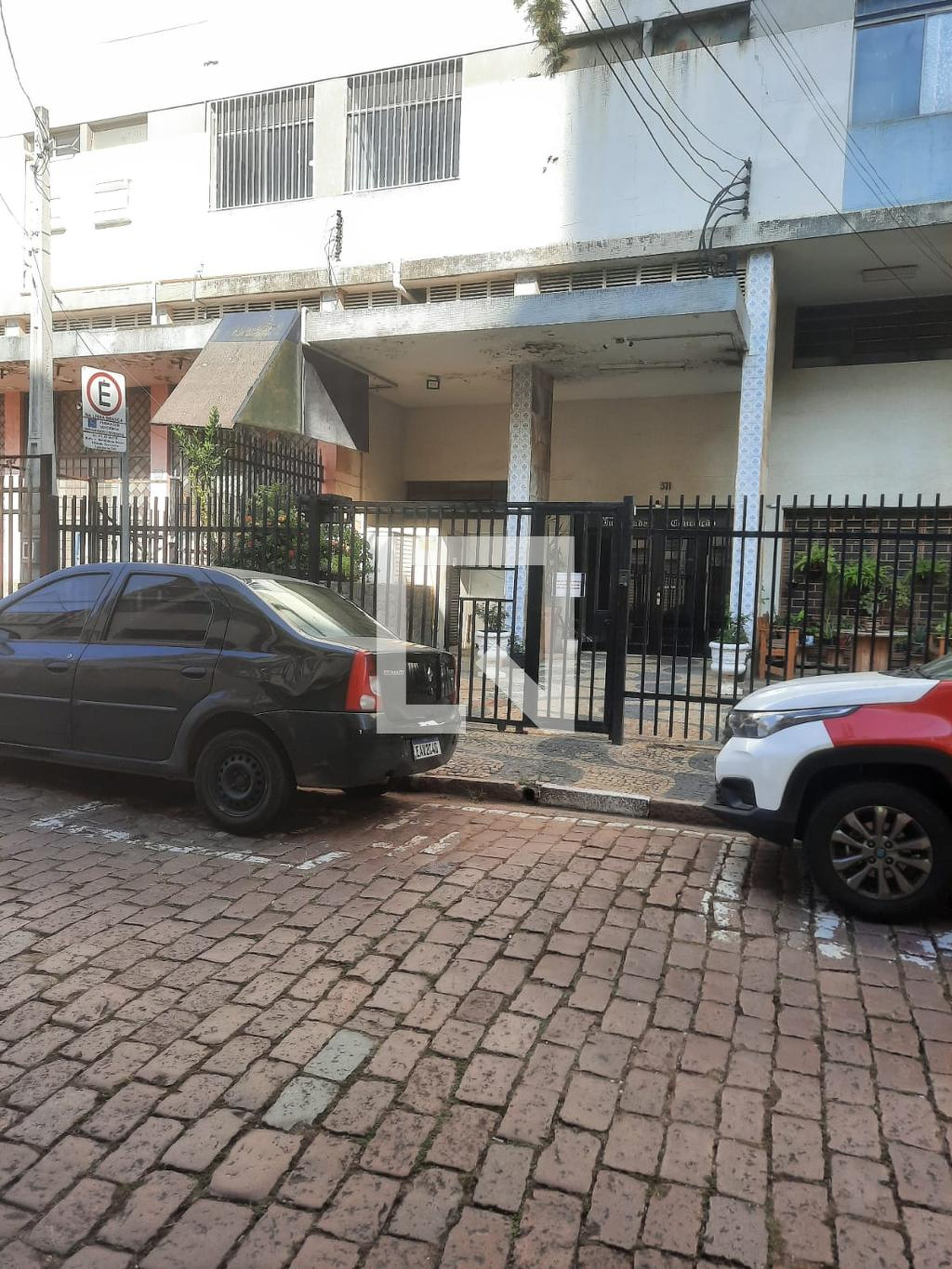 Fachada do Prédio Condomínio em Rua Regente Feijó, 371