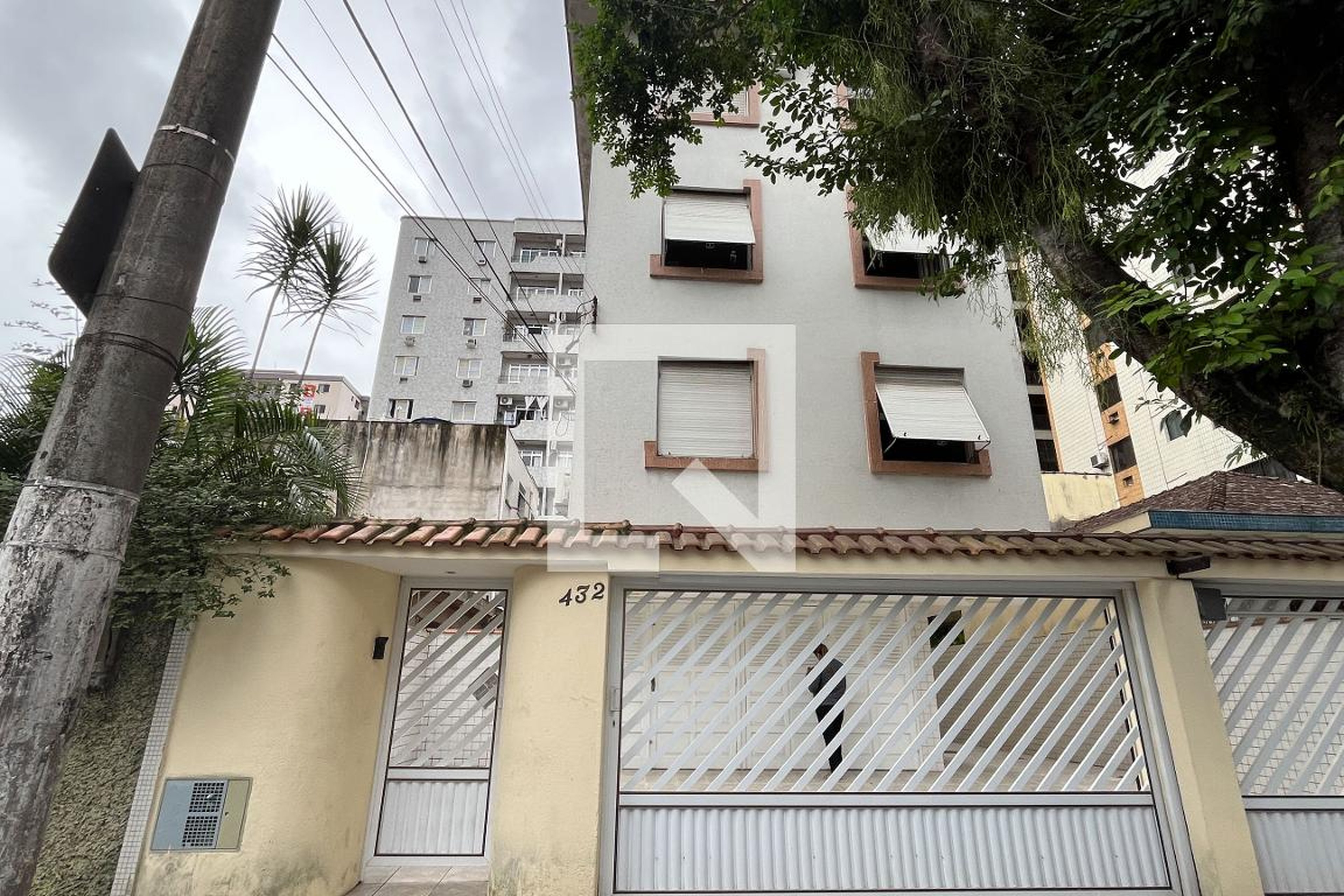 Fachada Condomínio em Rua da Liberdade, 432