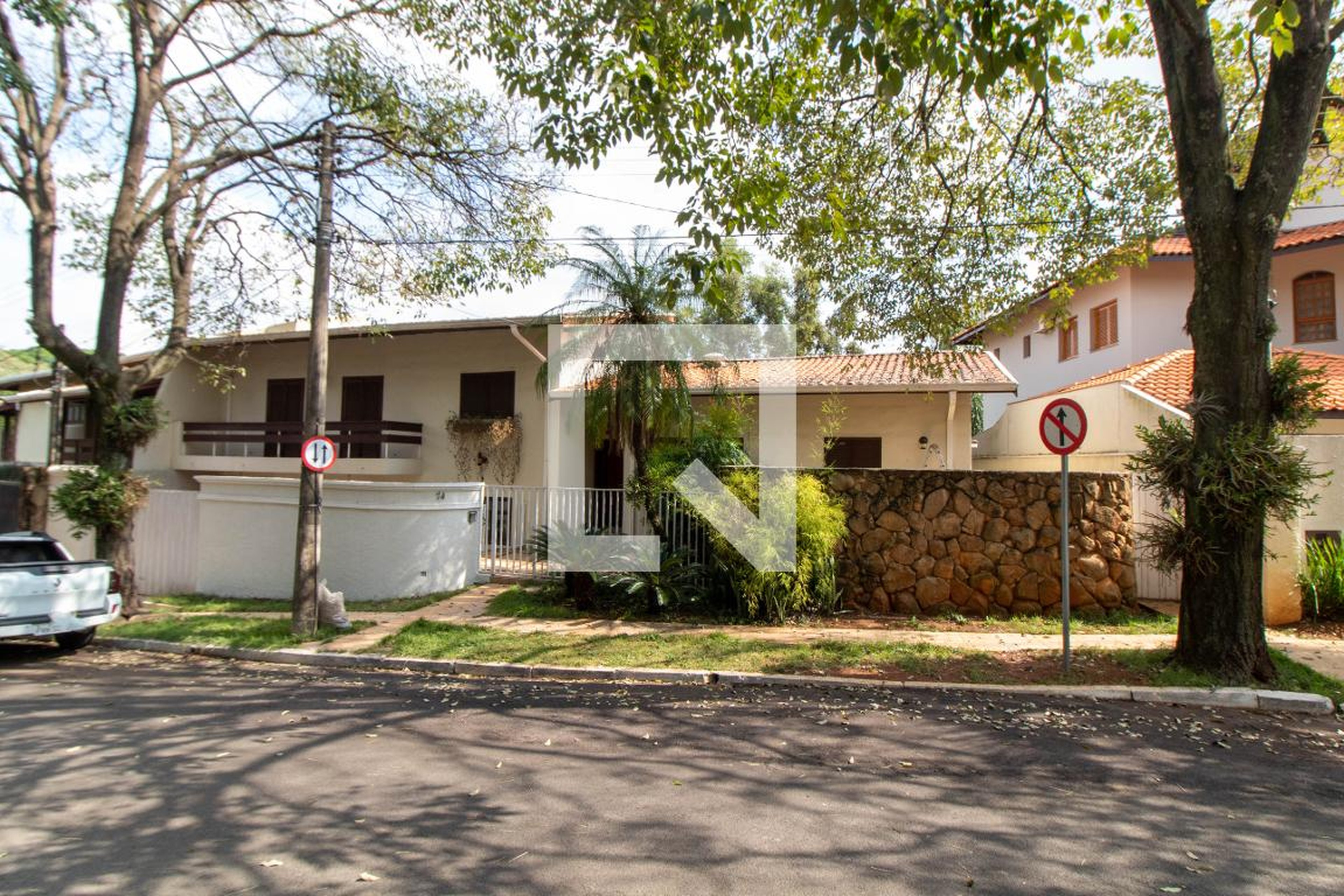 FACHADA Condomínio em Rua Presidente João Goulart, 74