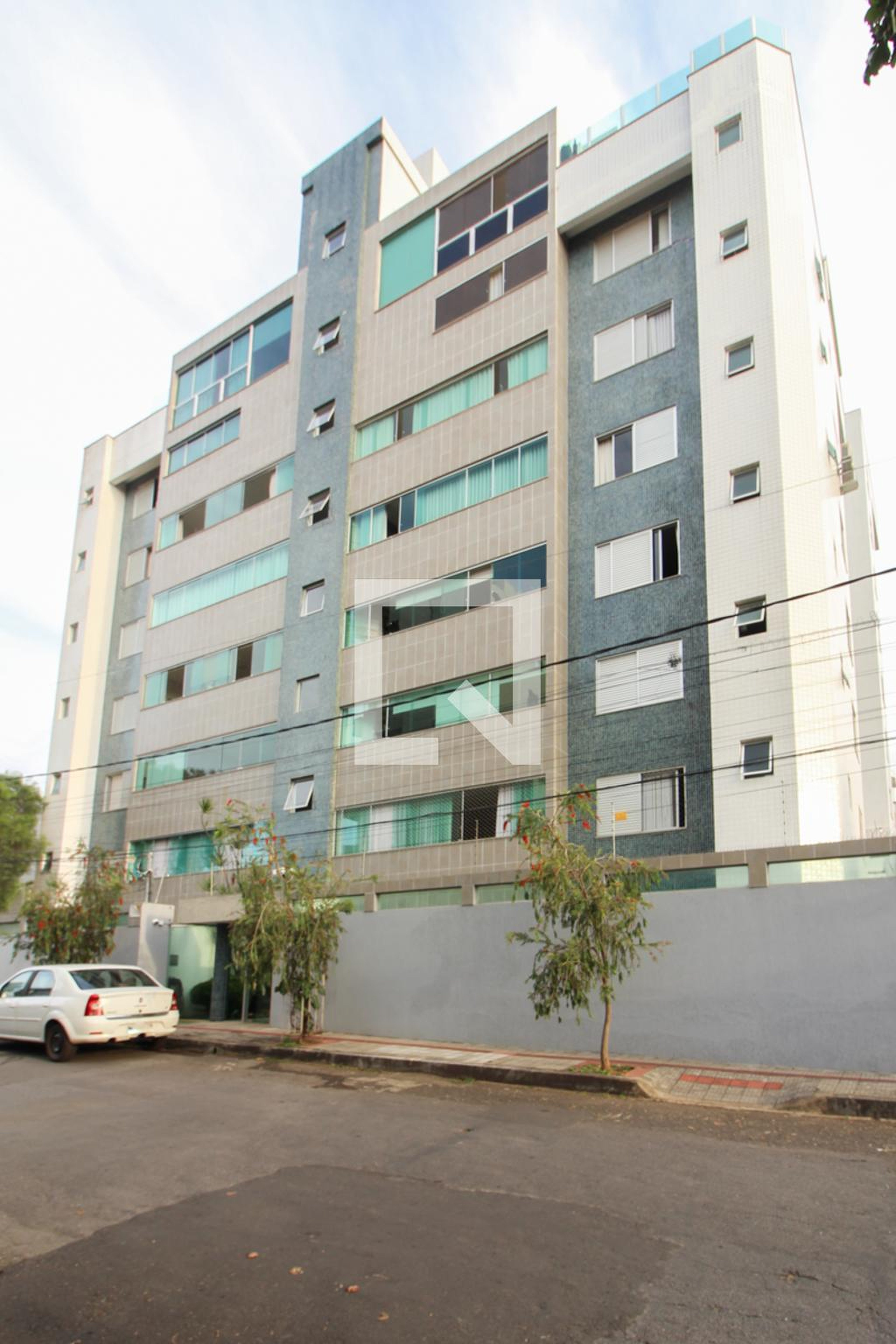 Fachada Edifício Villa Real