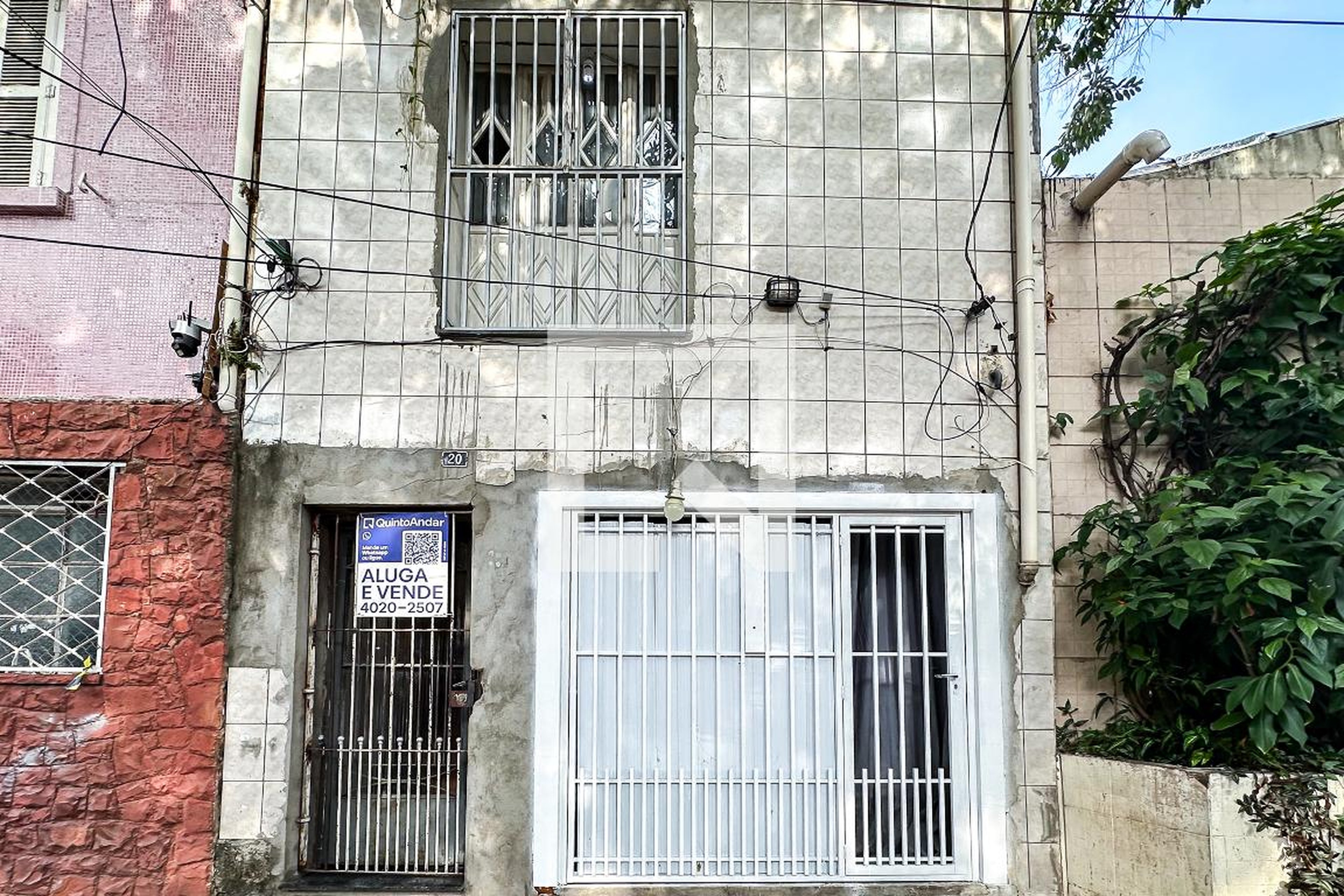 Fachada Condomínio em Rua Iguaçu, 20