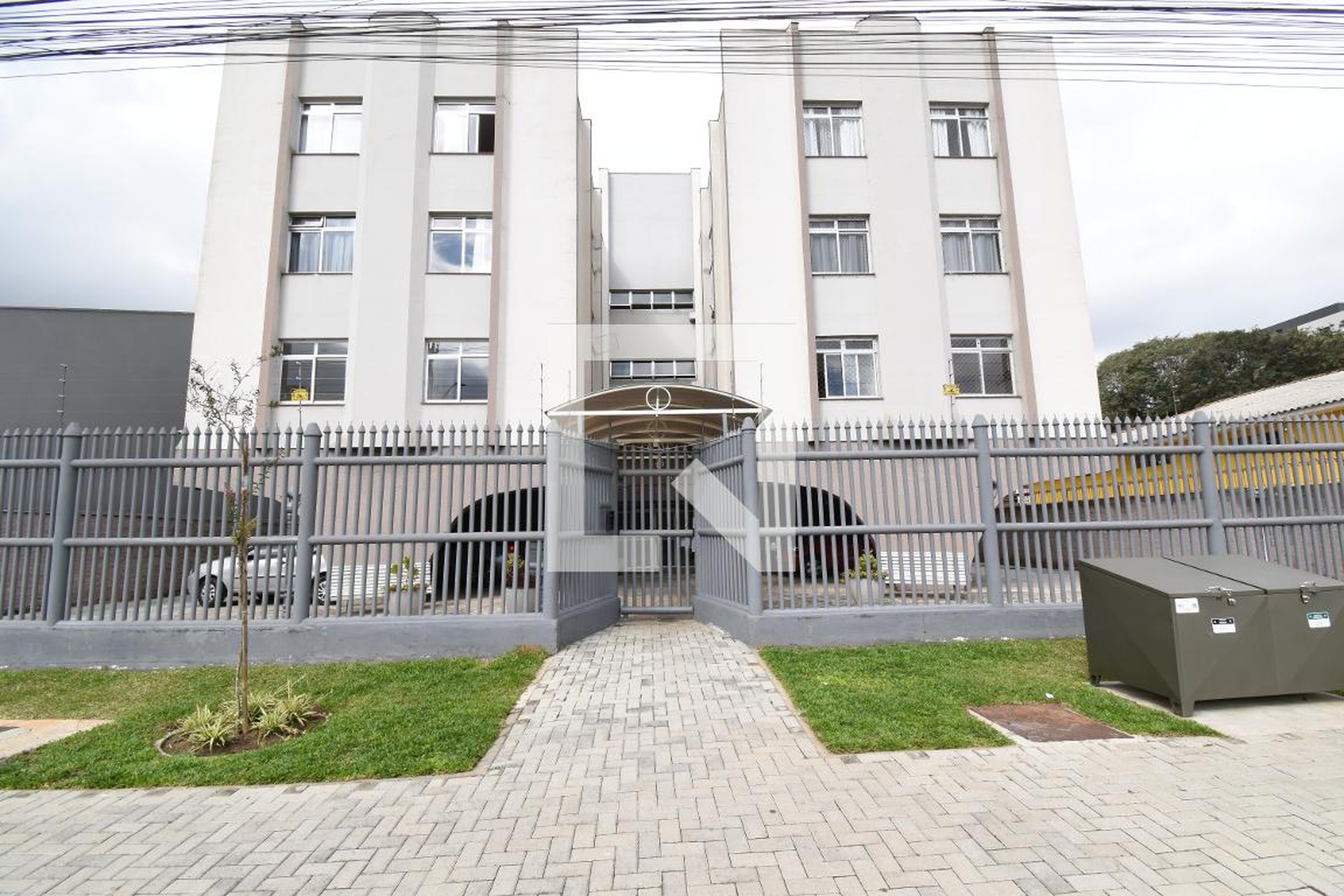 Fachada Condomínio em Rua N. Senhora de Nazaré, 716