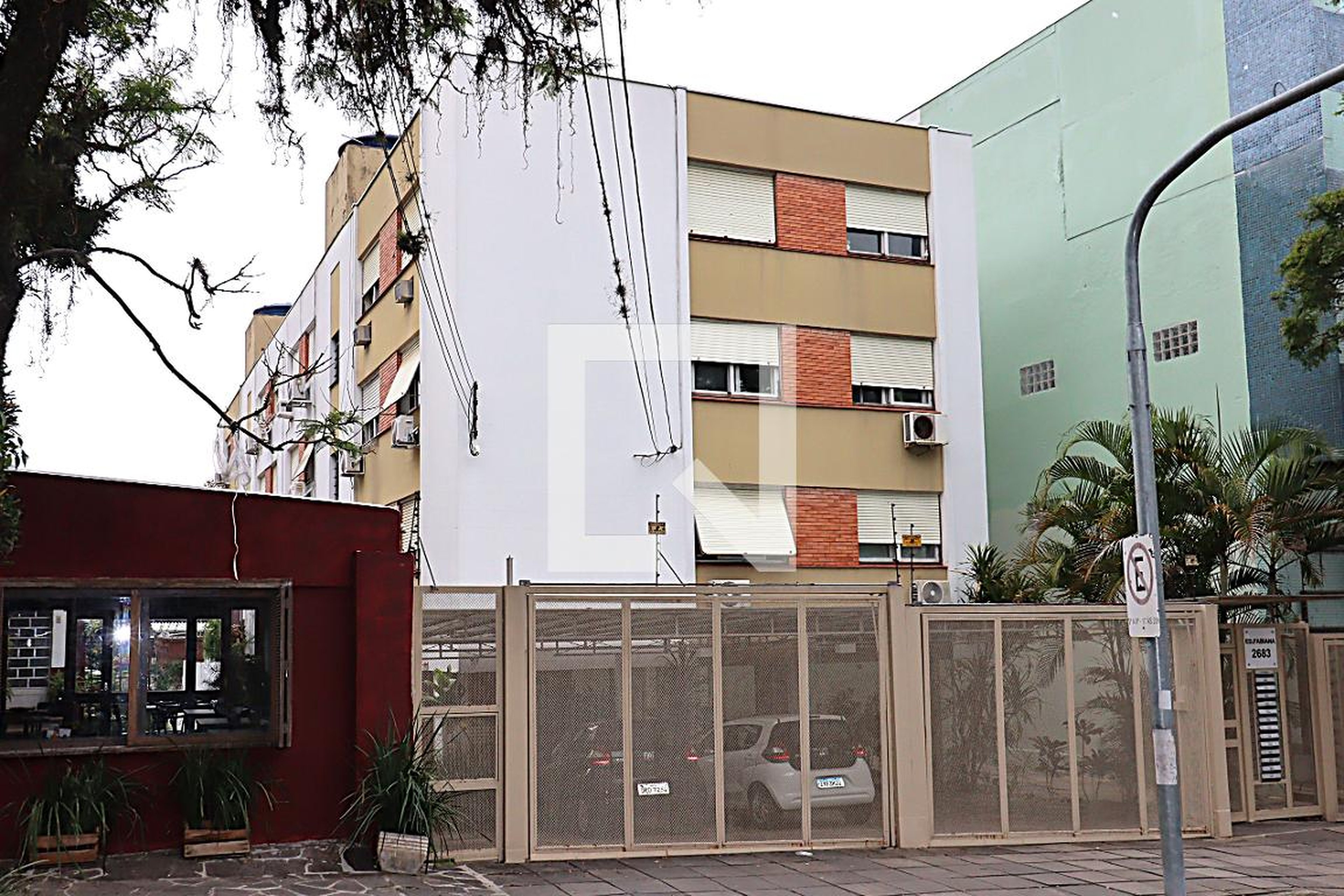Fachada do Prédio Condomínio em Rua Vicente da Fontoura, 2683