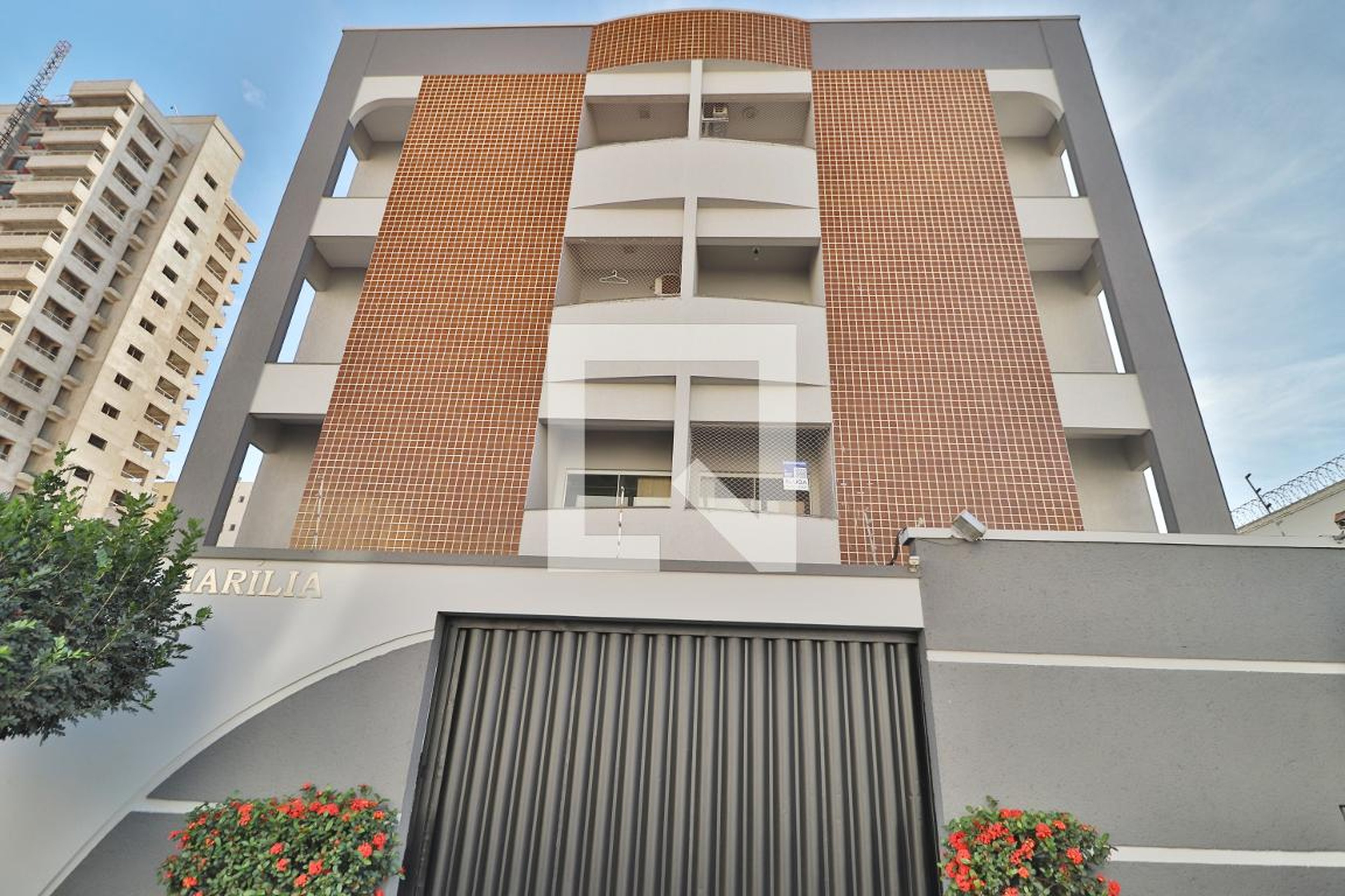 Fachada Condomínio em Avenida Salim Suaid, 169