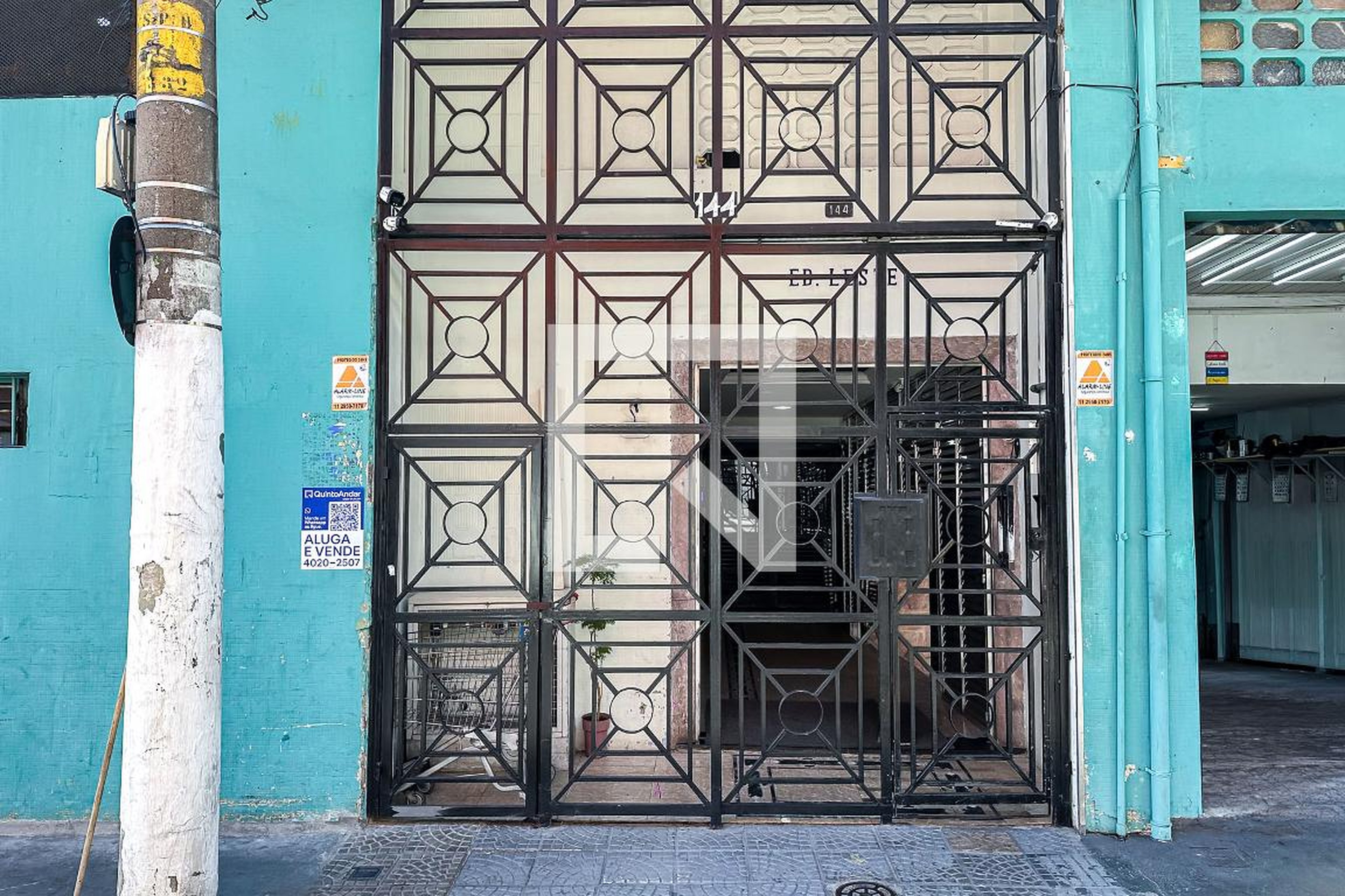 Entrada - Leste