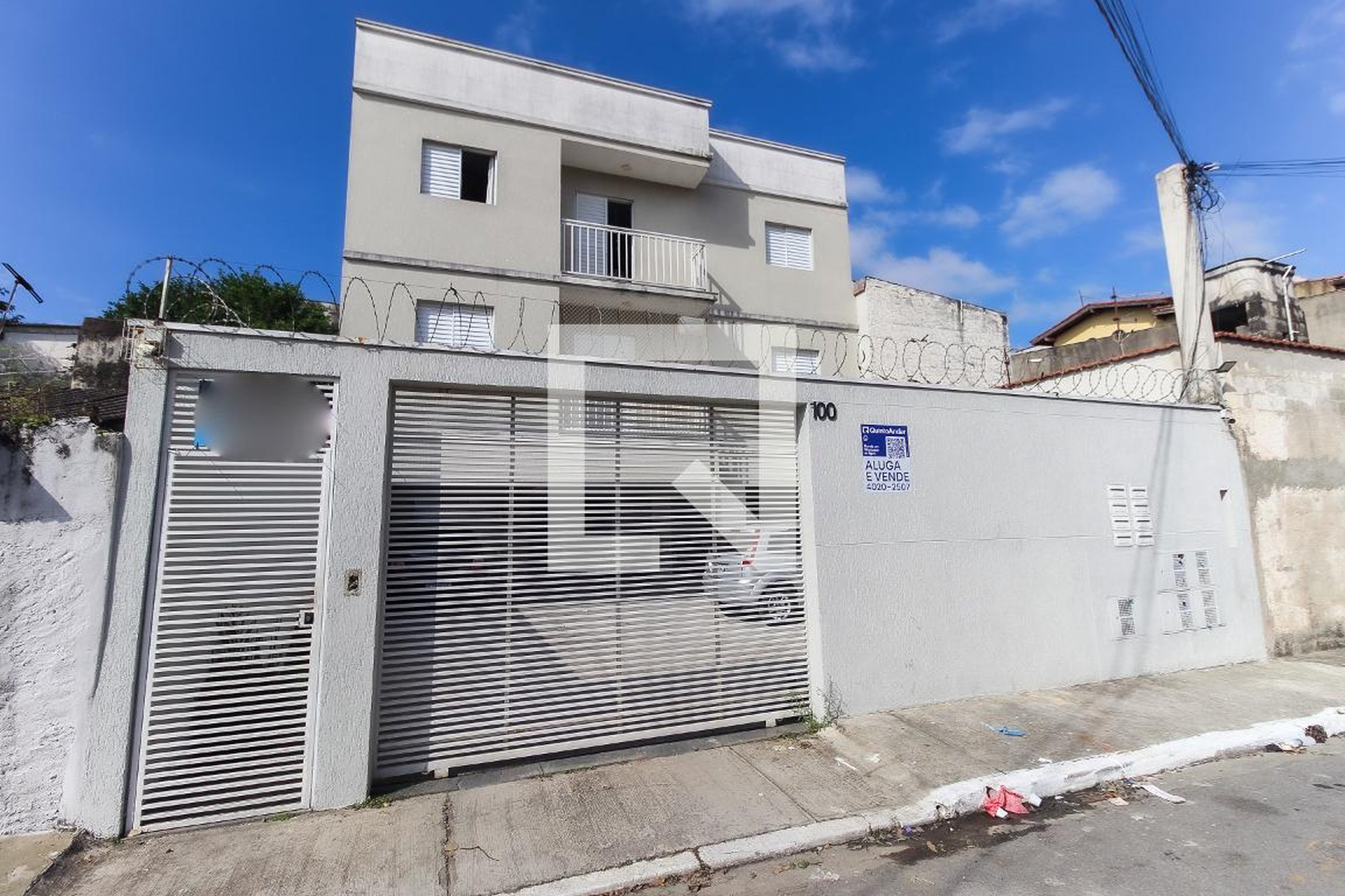 Fachada Condomínio em Rua Antônio Xavier, 100