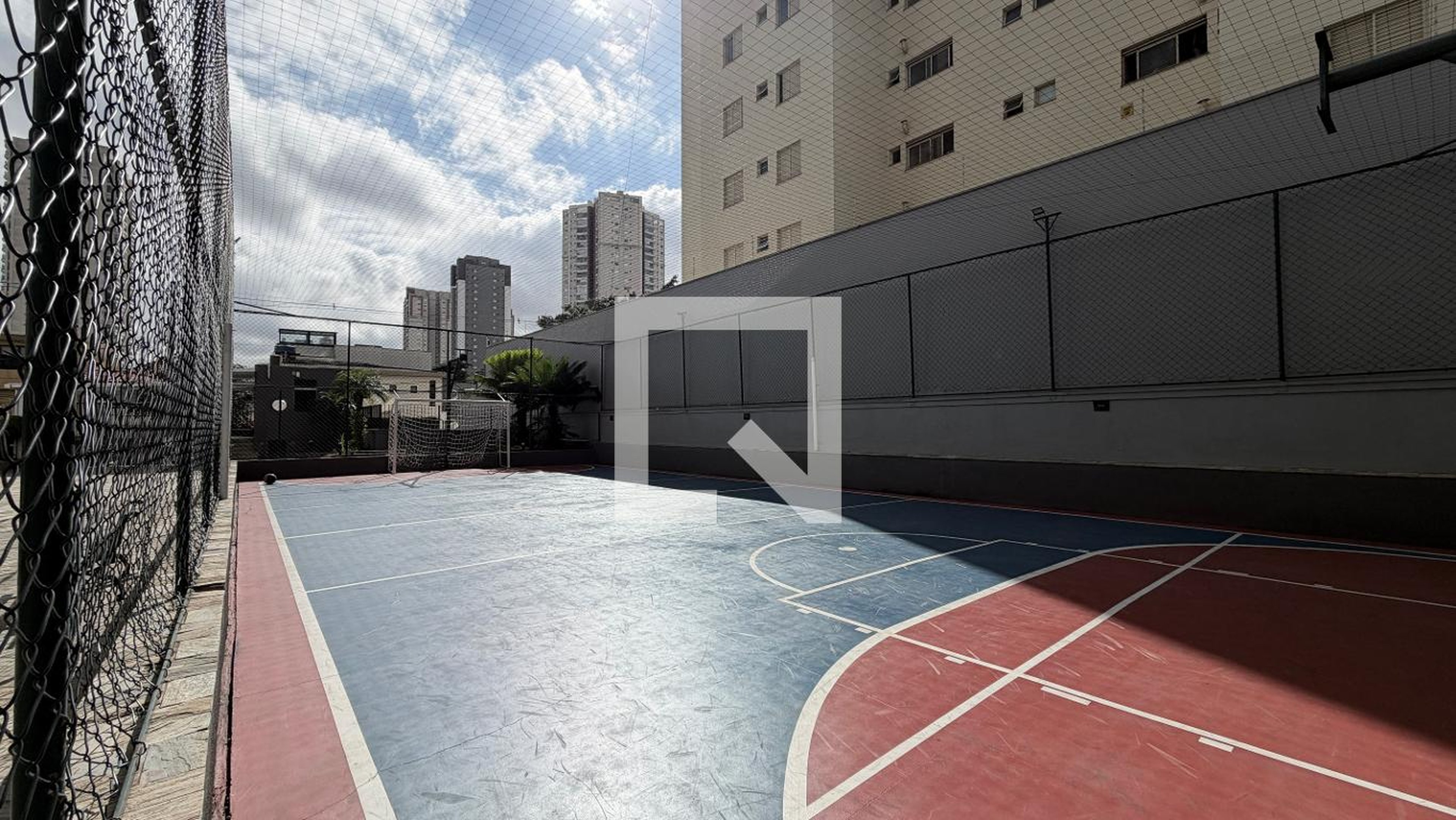 Quadra Esportiva - renoir