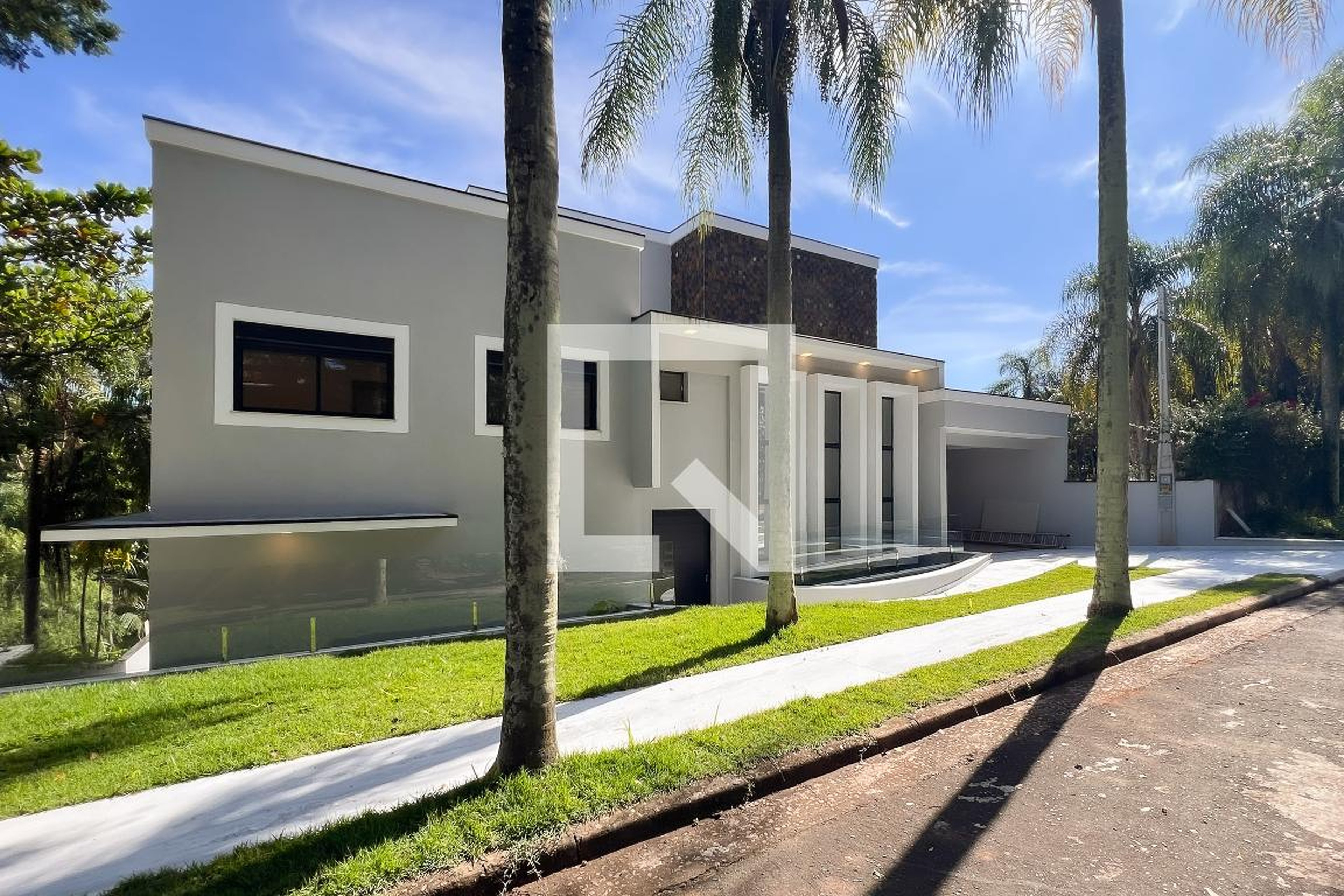 Fachada Condomínio em Alameda Aldo Marini, 148