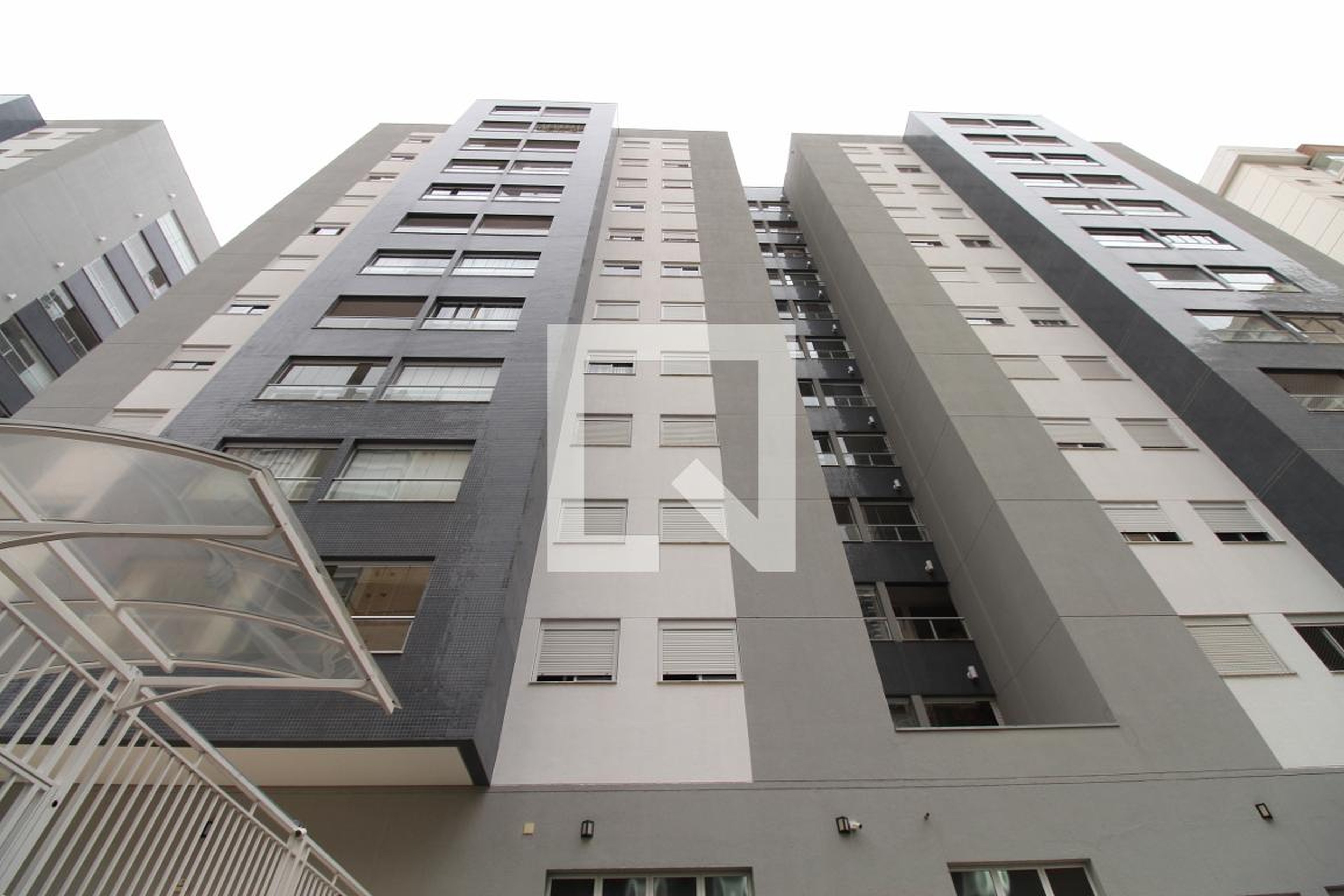Fachada do Prédio Condomínio em Rua Carlos Maria Auricchio, 111