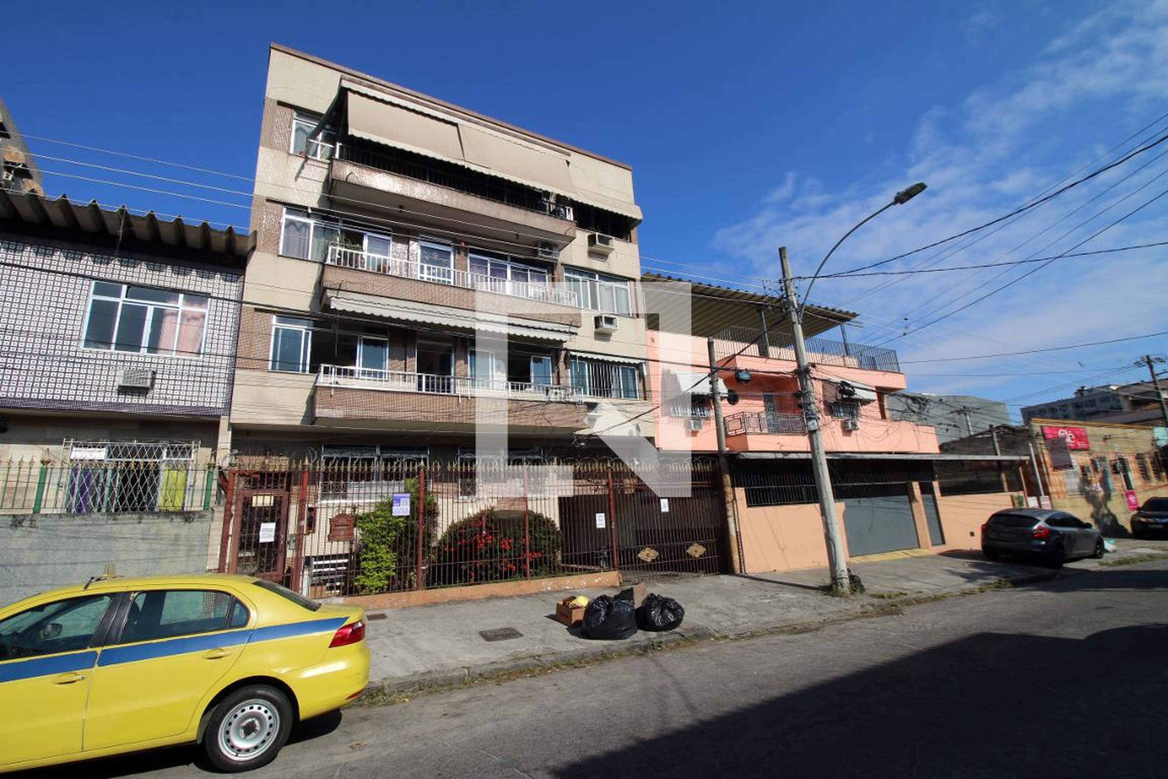 Fachada do Prédio Condomínio em Rua Conselheiro Paulino, 621
