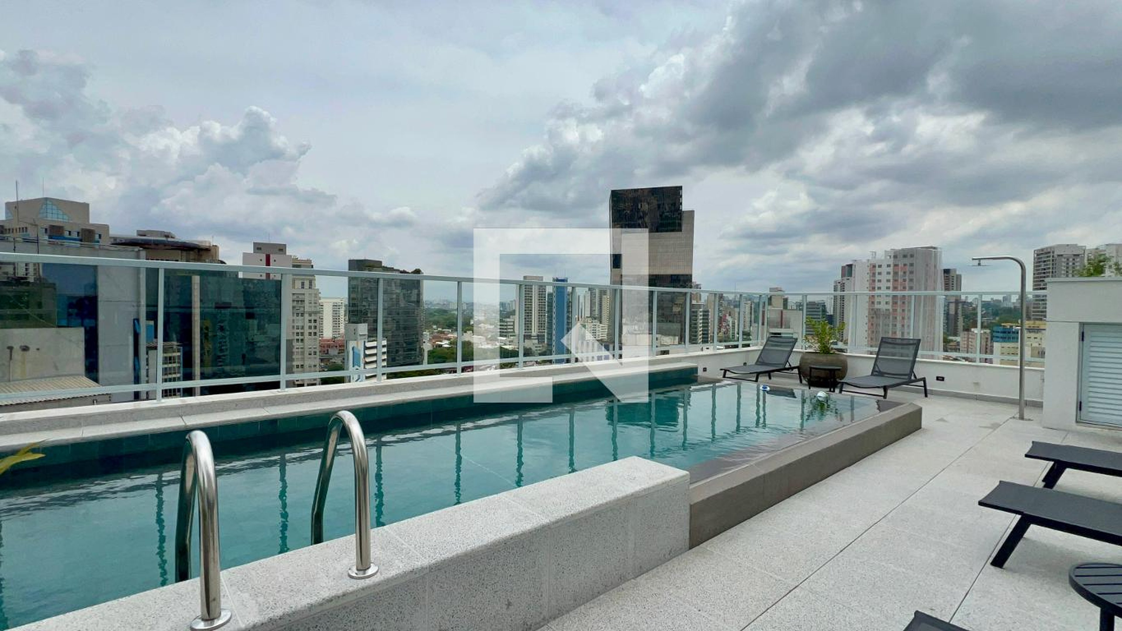 Piscina - Ara Faria Lima